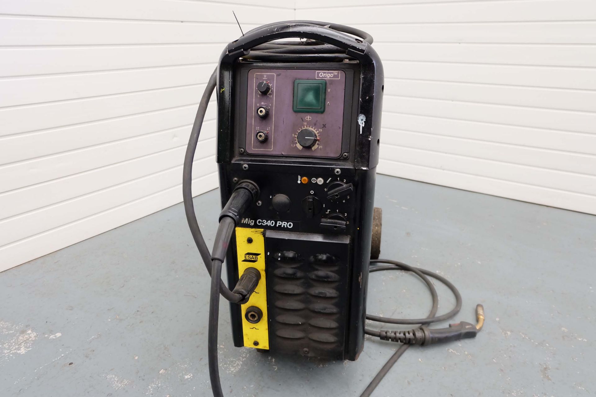 Esab Origo Mig C34O PRO 4WD Mig Welding Set. Welding Current Range: 40 - 340 Amps. Cycle Duty @ 100% - Image 2 of 10