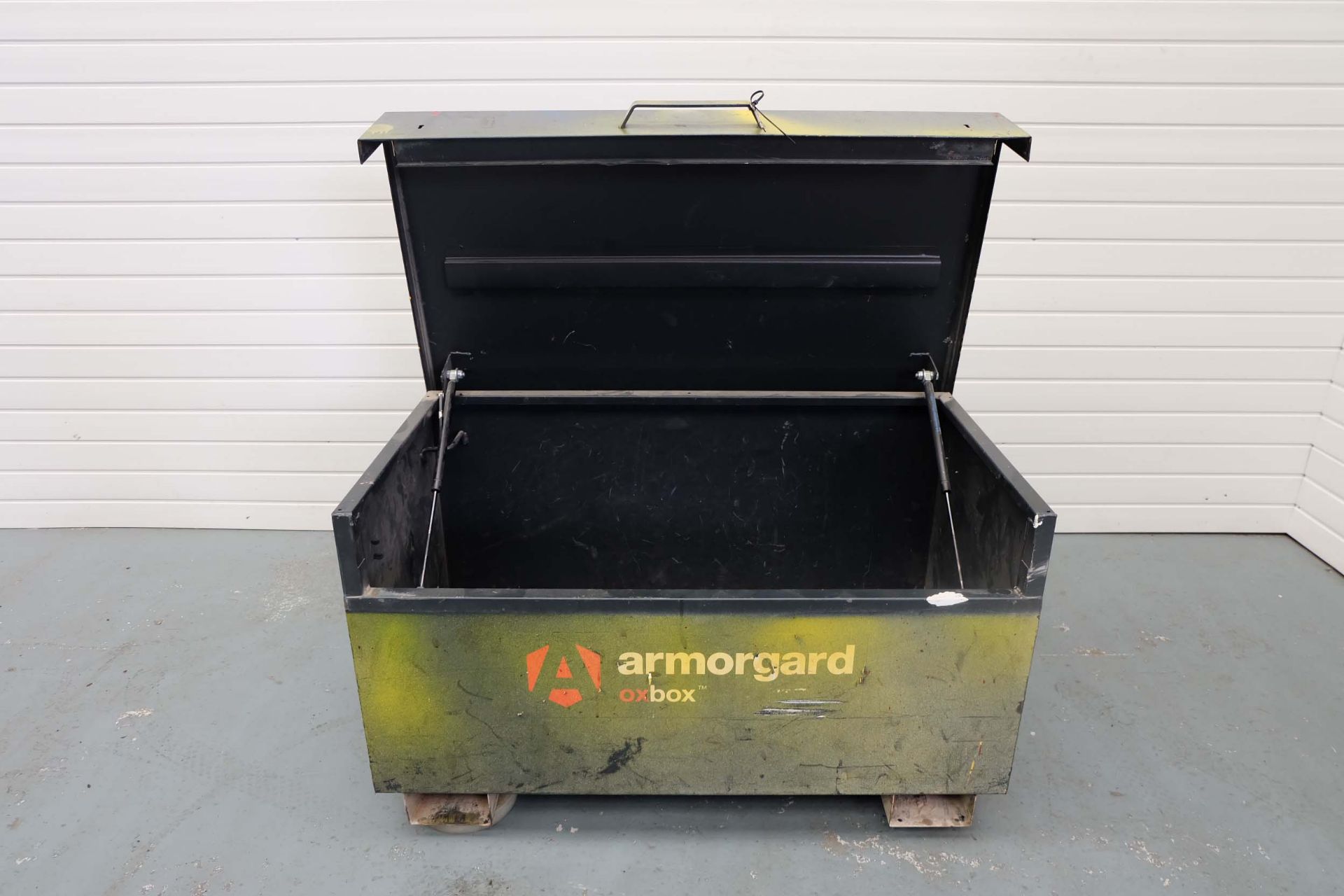 Armorgard Oxbox Approx Size: 1100 x 600mm. Depth 500mm. Two Locks & Key.