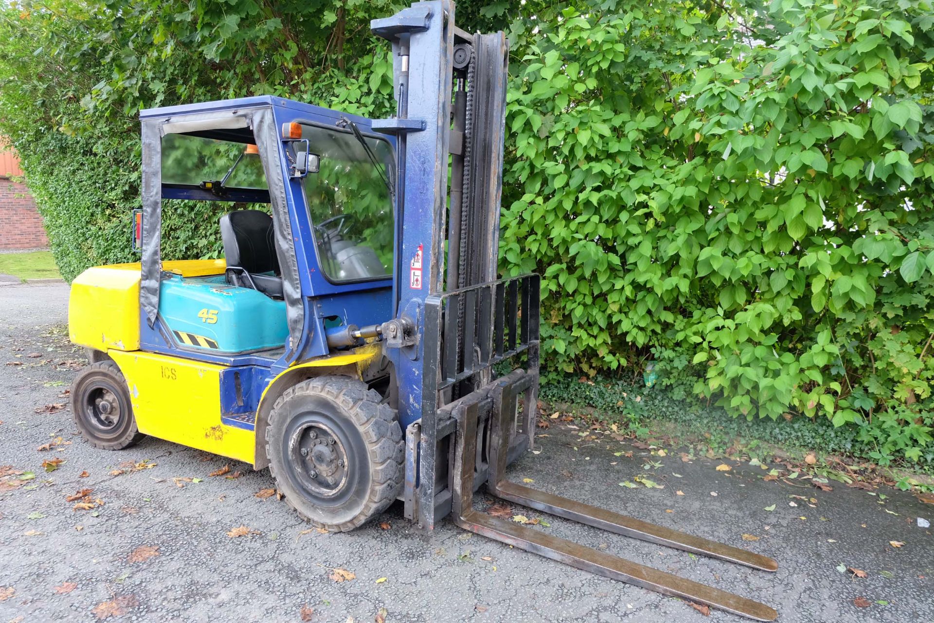 Komatsu Model FD4OT-7 Diesel Fork Lift Truck. - Image 2 of 21