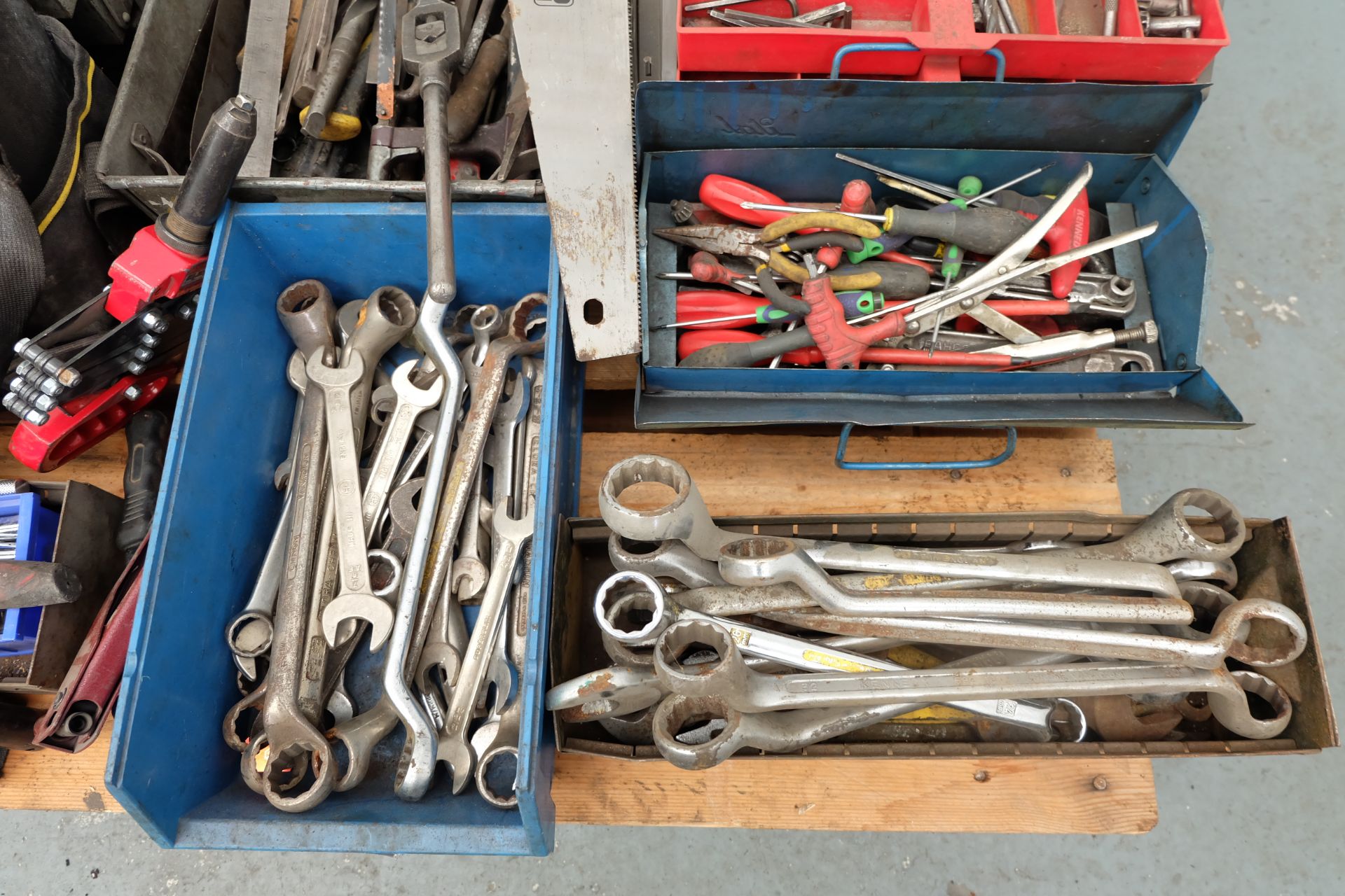 Quantity of Tools as Lotted on Pallet. - Image 3 of 5