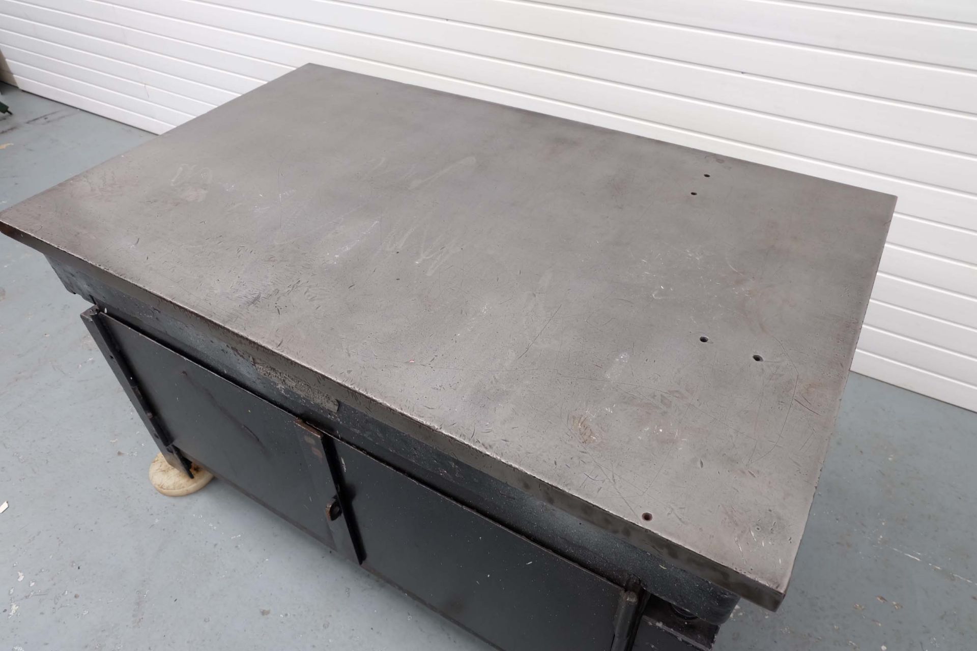 Crown Windley Cast Iron Surface Table On Levelling Stand With Steel Cabinet. Size 5' x 3'. Height: 3 - Image 4 of 9