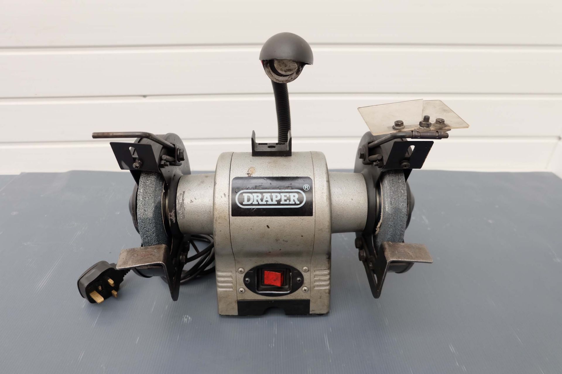 Draper GHD151L Double Ended Bench Grinder. Wheel Size: 150mm. Single Phase 240V