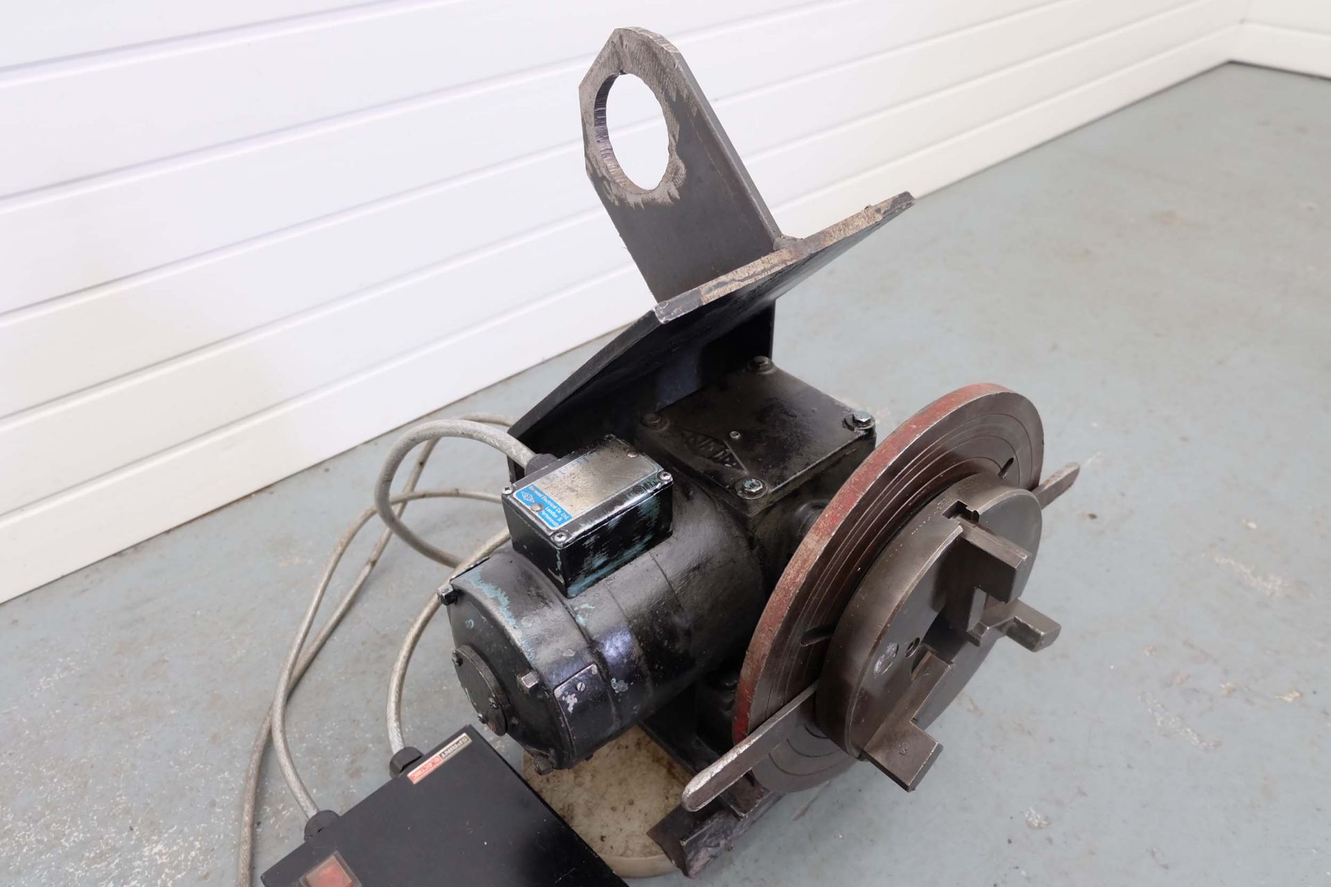 Co-Weld Products. Variable Speed Welding Rotator. With 300mm Face Plate and 200mm Three Jaw Chuck. S - Image 2 of 8