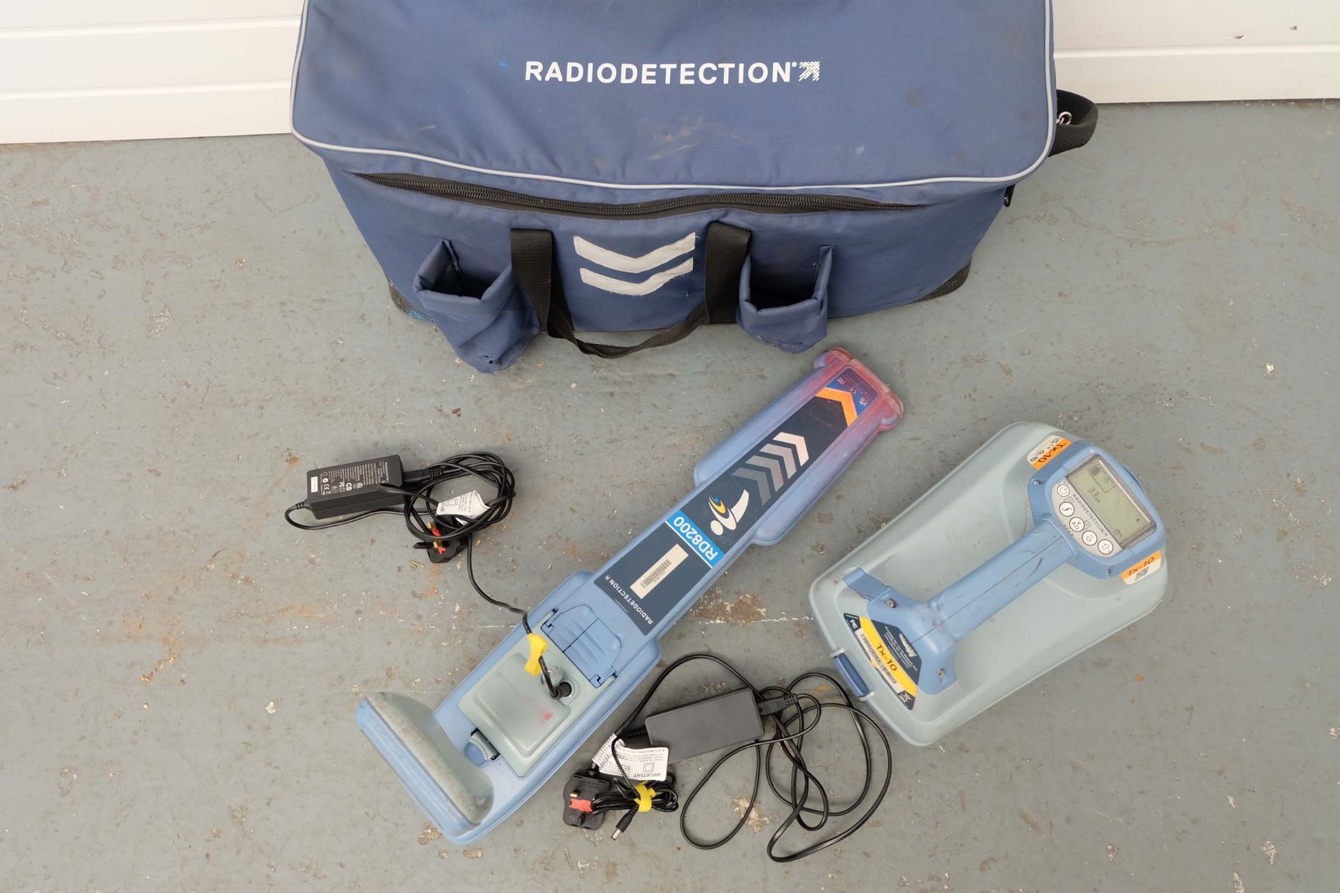 Radiodetection Model RD8200 Multifunction Precision Cable & Pipe Locator. - Image 3 of 16