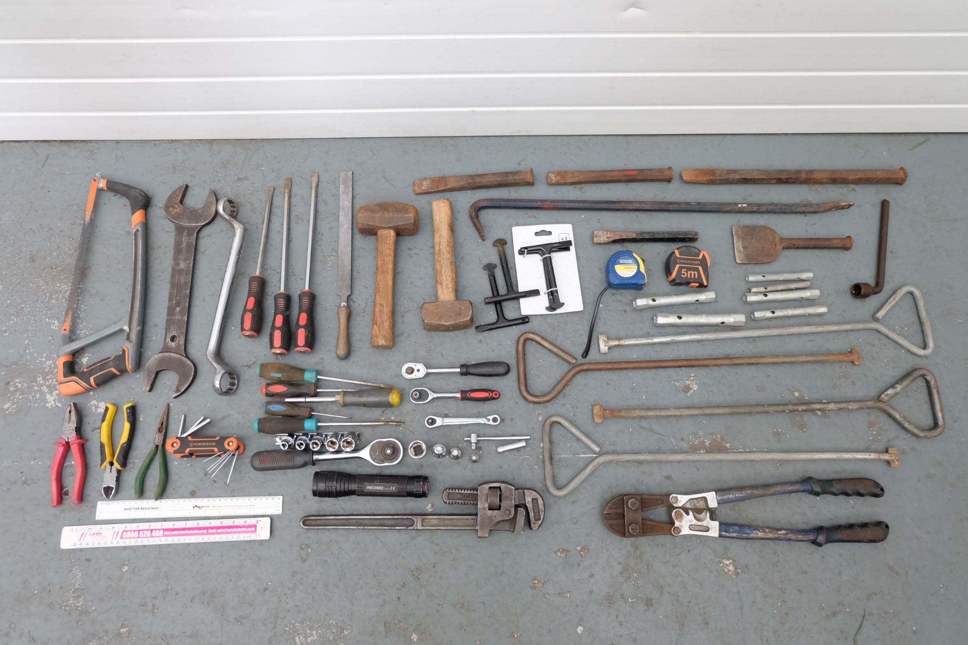 Quantity of Hand Tools As Lotted