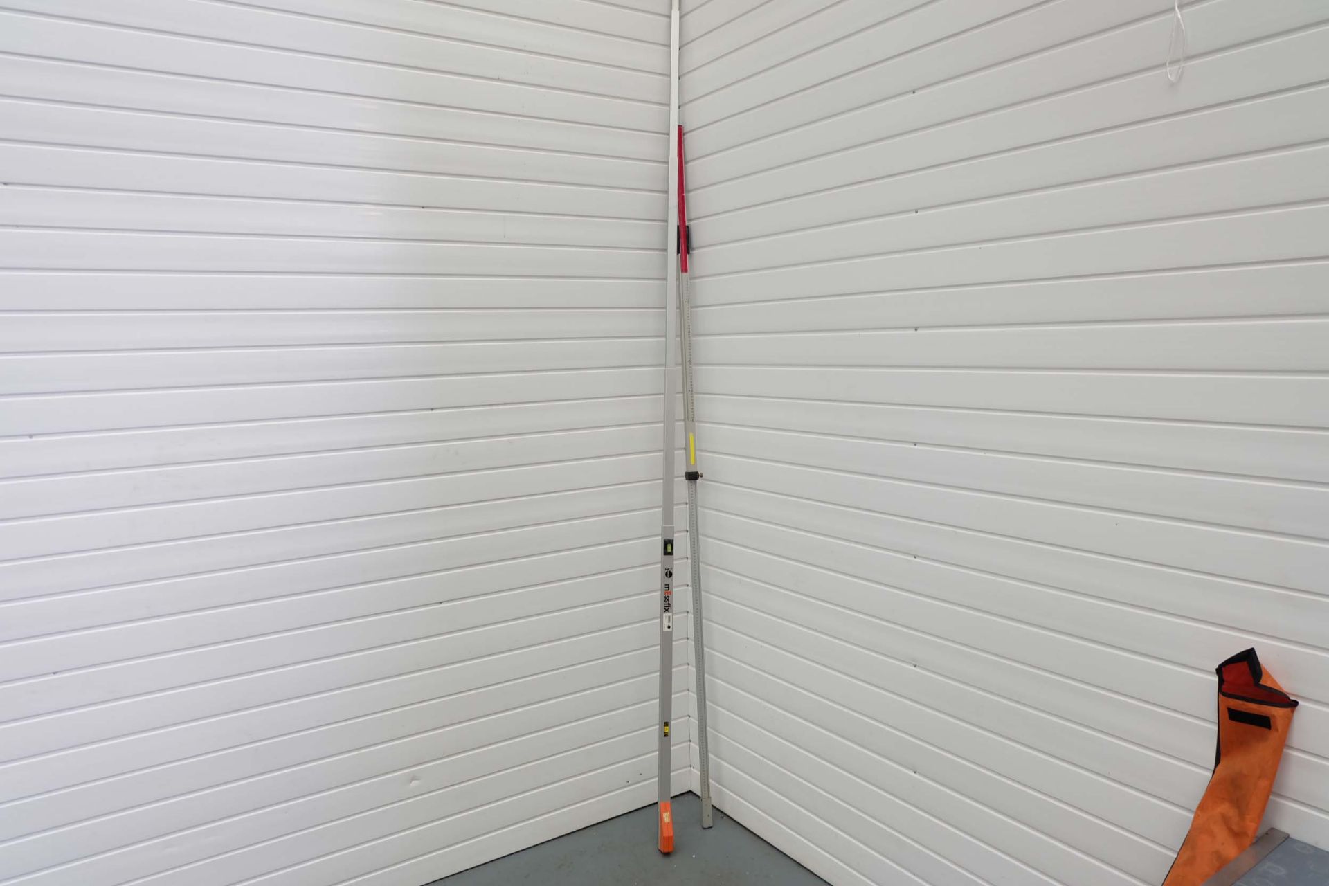 Nedo mEssfix 6 Section Aluminium Measuring Pole With Tape & Level. - Image 9 of 10