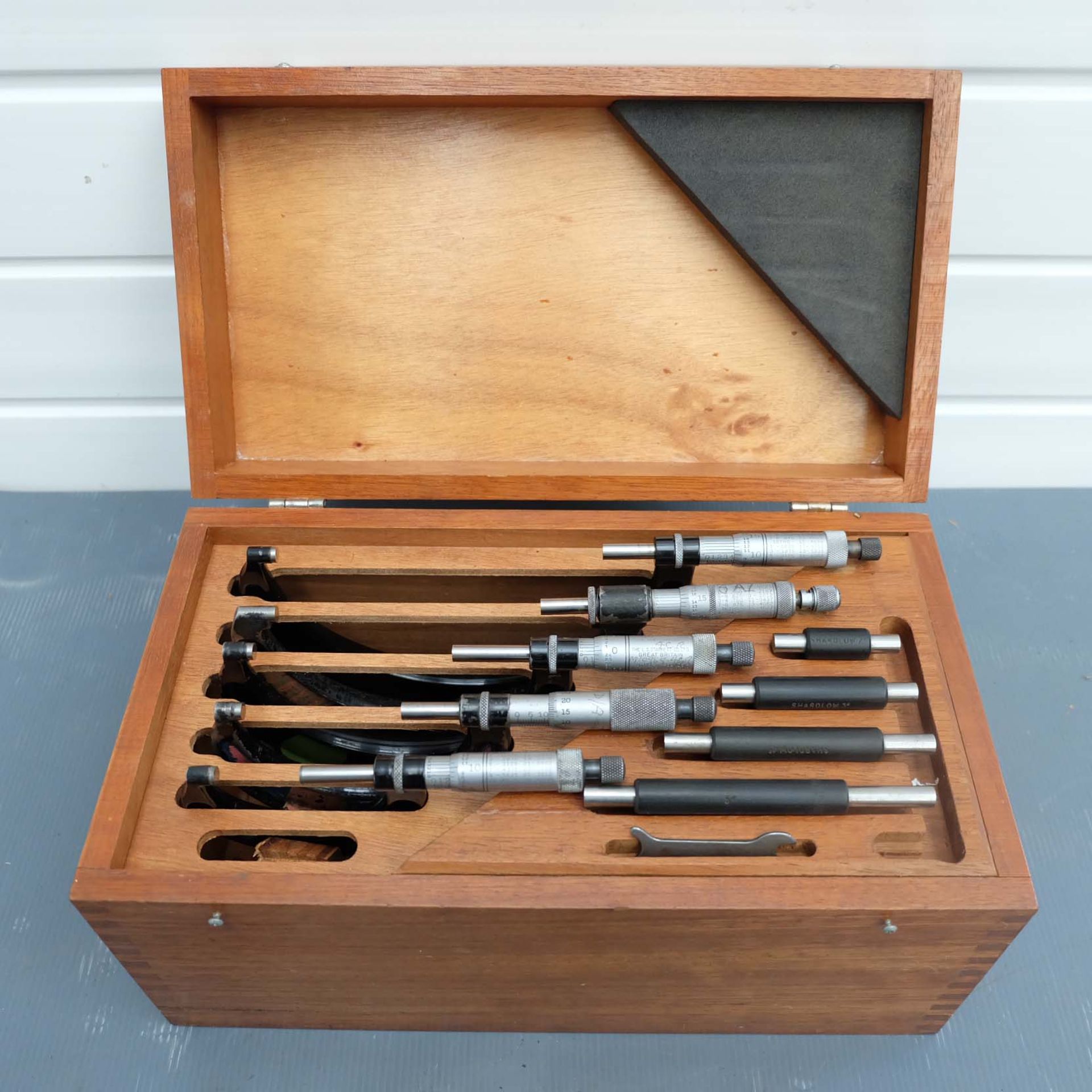 5 x Starrett External Micrometers In Wooden Box. Sizes From 1"-2" upto 5"-6".