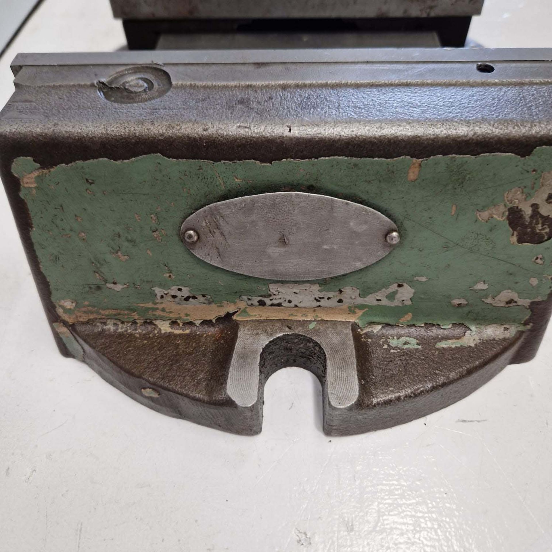 Abwood 6" Machine Vice. Width of Jaws 6 1/2". Height of Jaws 1 3/4". Max Opening of Jaws 6". - Image 7 of 7