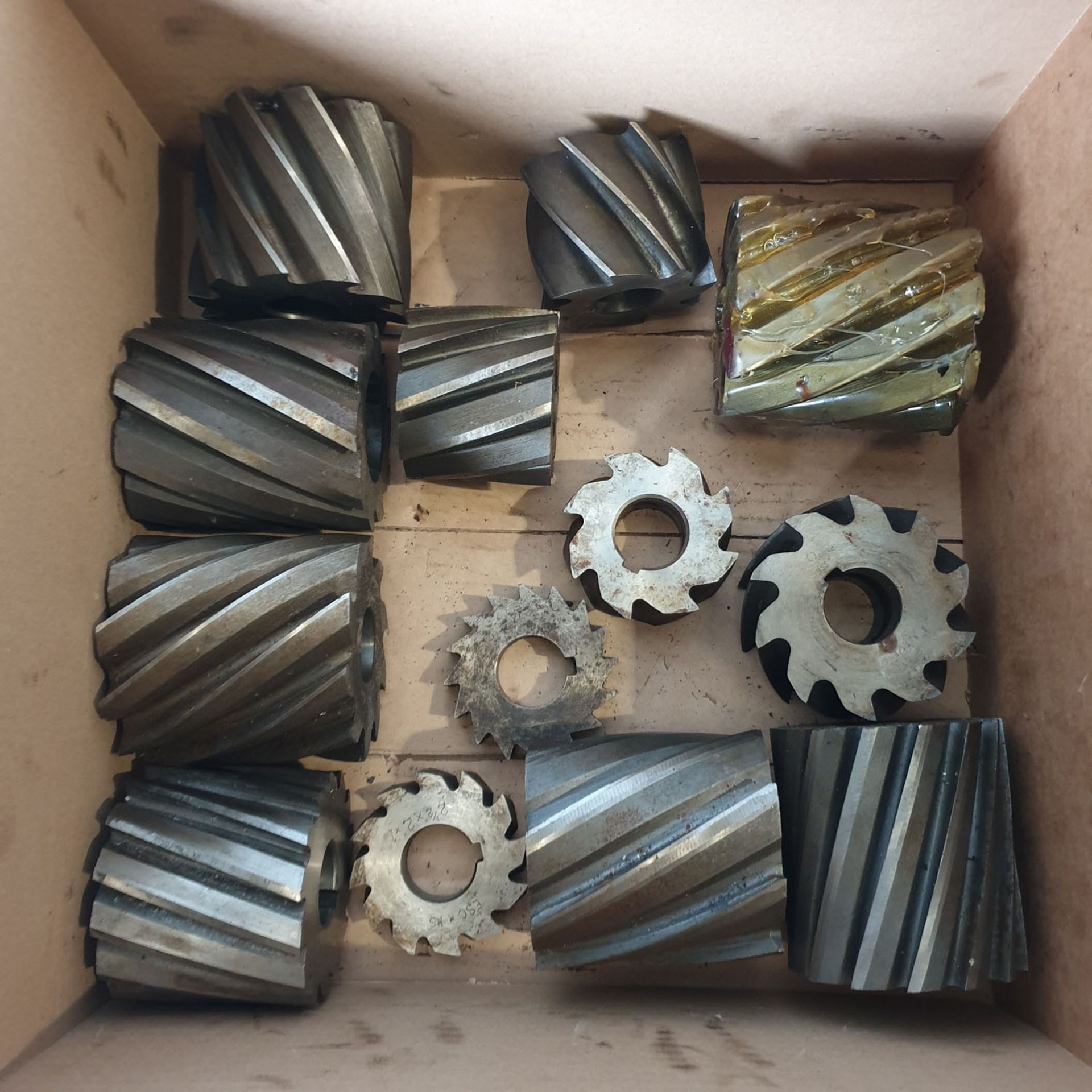 Quantity of Horizontal Spindle Milling Cutters.