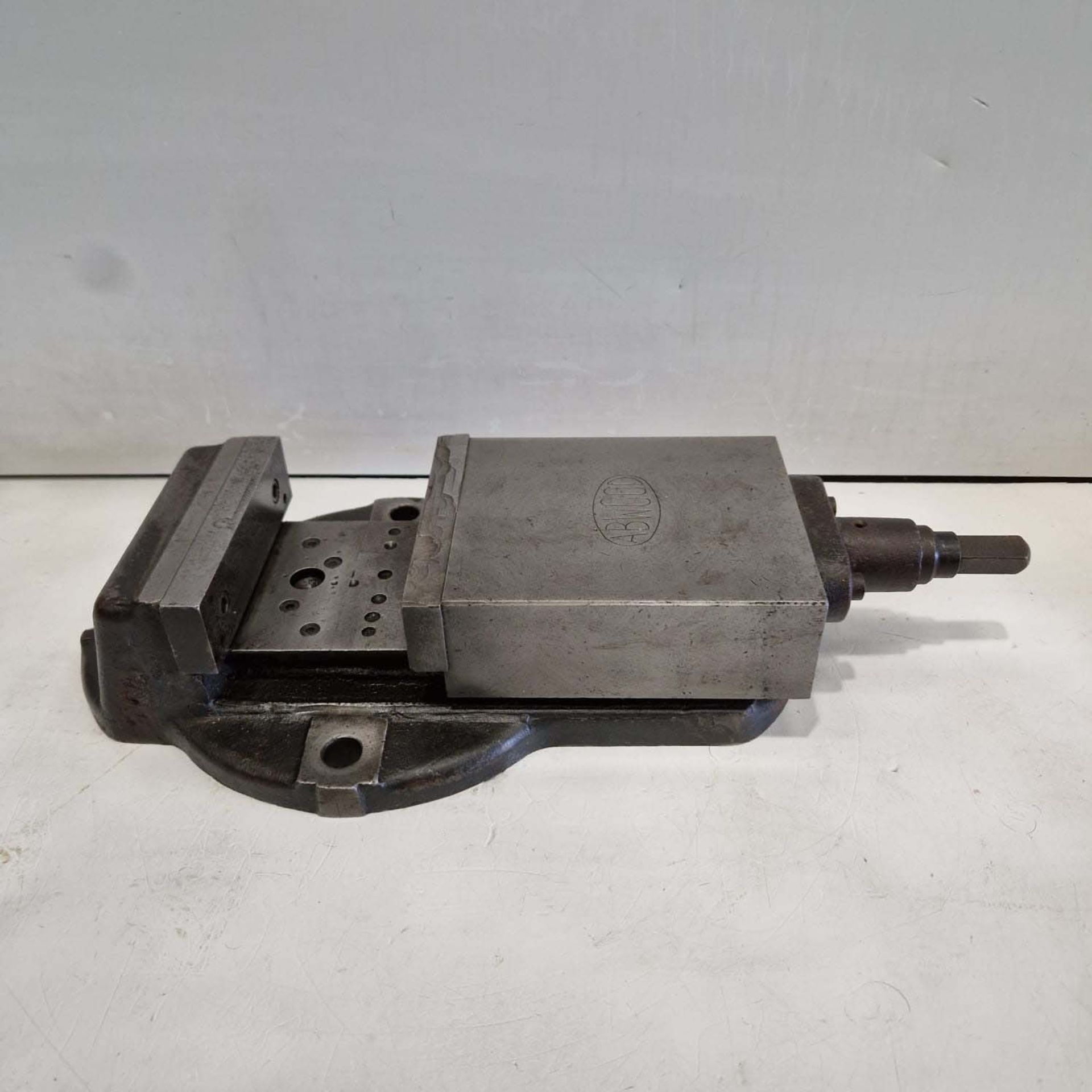 Abwood 6" Machine Vice. Width of Jaws 6 1/2". Height of Jaws 1 3/4". Max Opening of Jaws 6". - Image 3 of 6