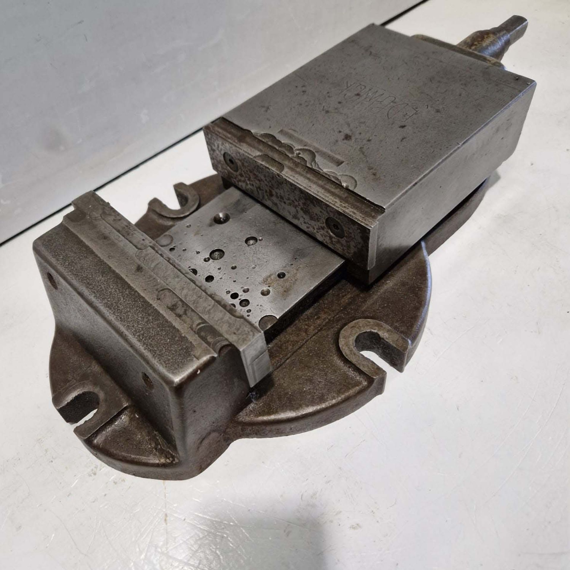 Edgwick 6" Machine Vice. Width of Jaws 6 1/2". Height of Jaws 1 1/2". Max Opening of Jaws 4 3/4". - Image 2 of 5
