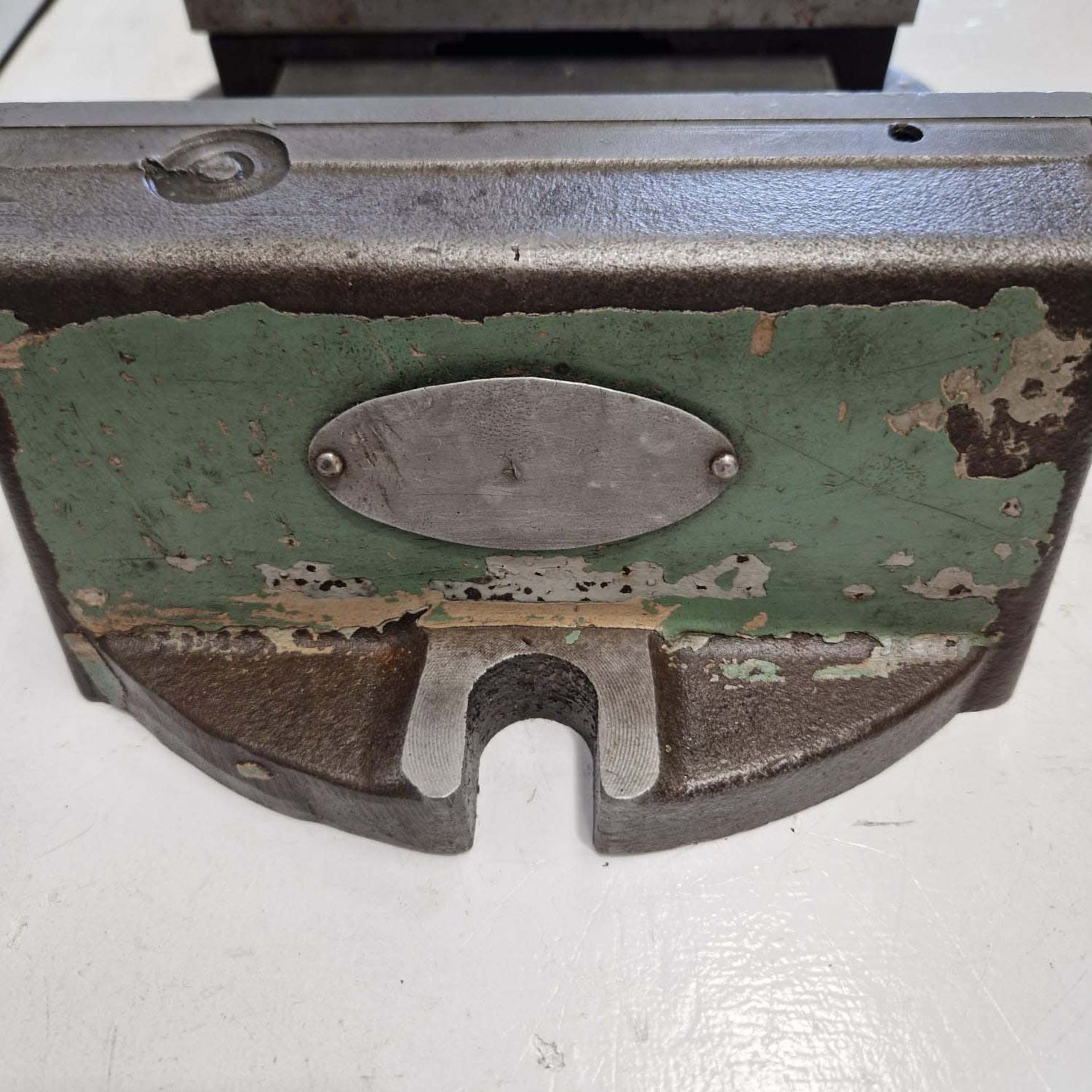 Abwood 6" Machine Vice. Width of Jaws 6 1/2". Height of Jaws 1 3/4". Max Opening of Jaws 6". - Image 6 of 7