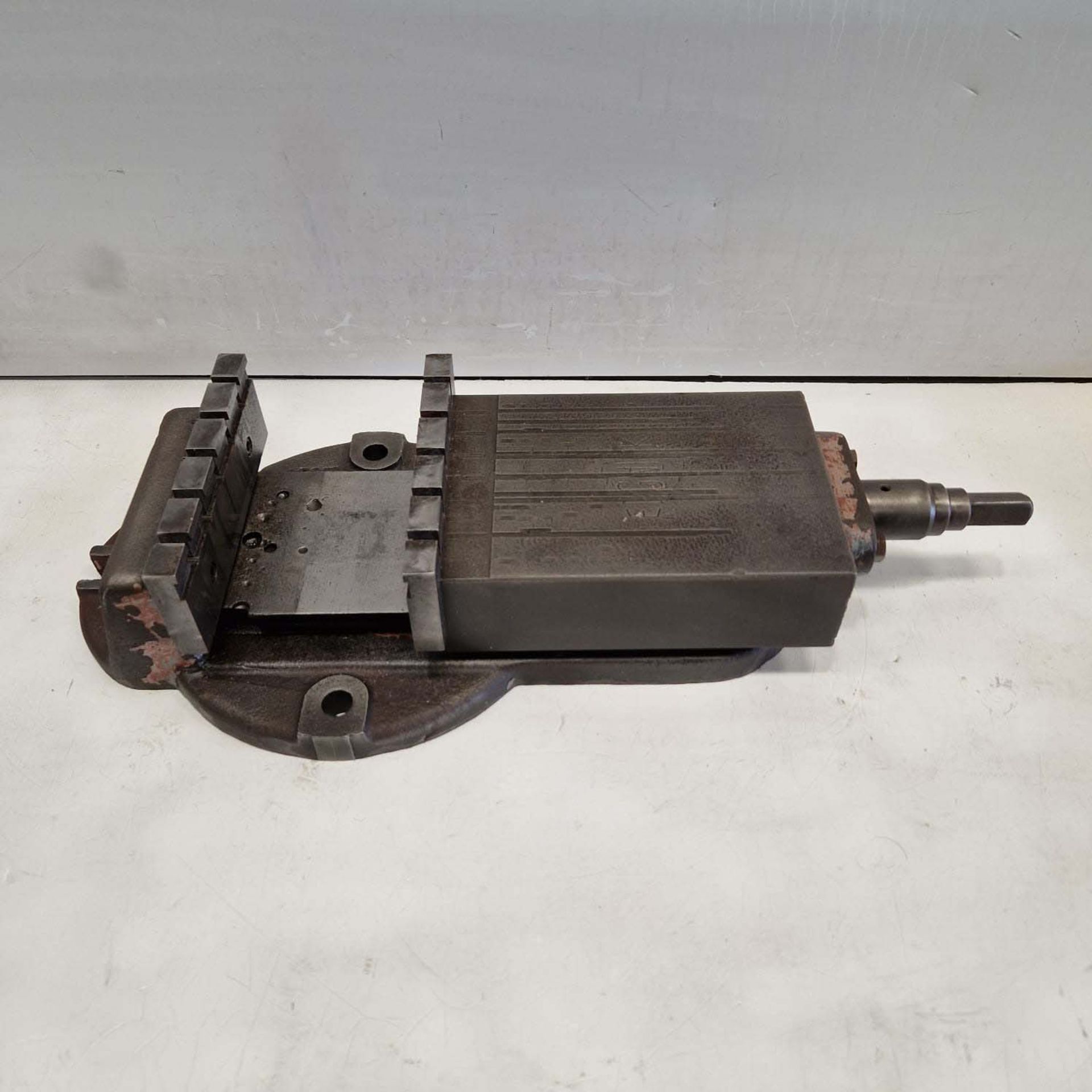 Edgwick 6" Machine Vice. Width of Jaws 7". Height of Jaws 2 1/2". Max Opening of Jaws 6".