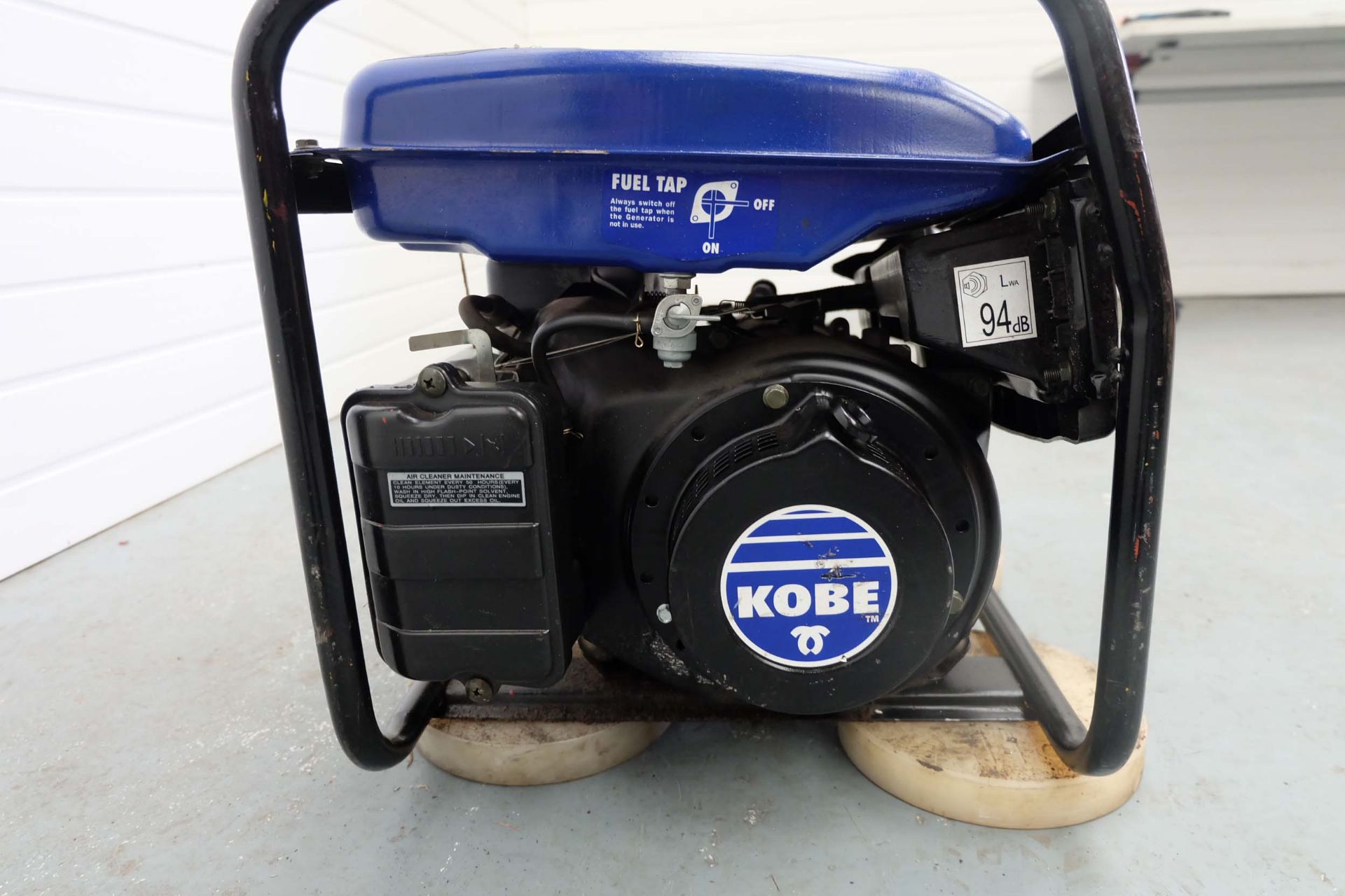 Kobe Model GPP230 Dual Voltage 110/220V Portable Petrol Generator. 2KVA/2KW Continuous Power. 2.3KVA - Image 5 of 7