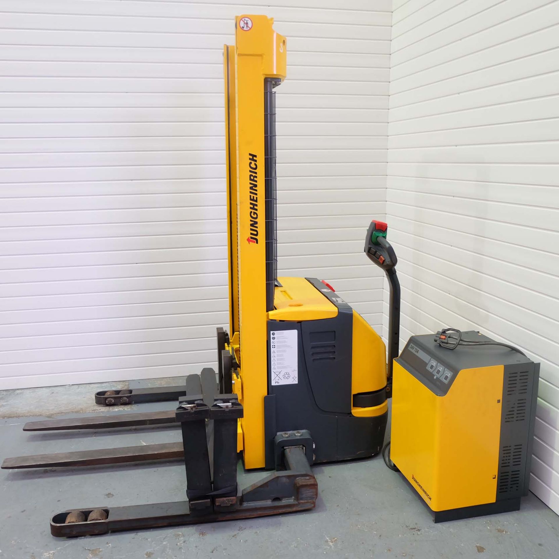 Jungheinrich Type EJC B16 Electric Fork Lift Walkie Stacker. Nominal Load at COG 1600KG. - Image 3 of 14