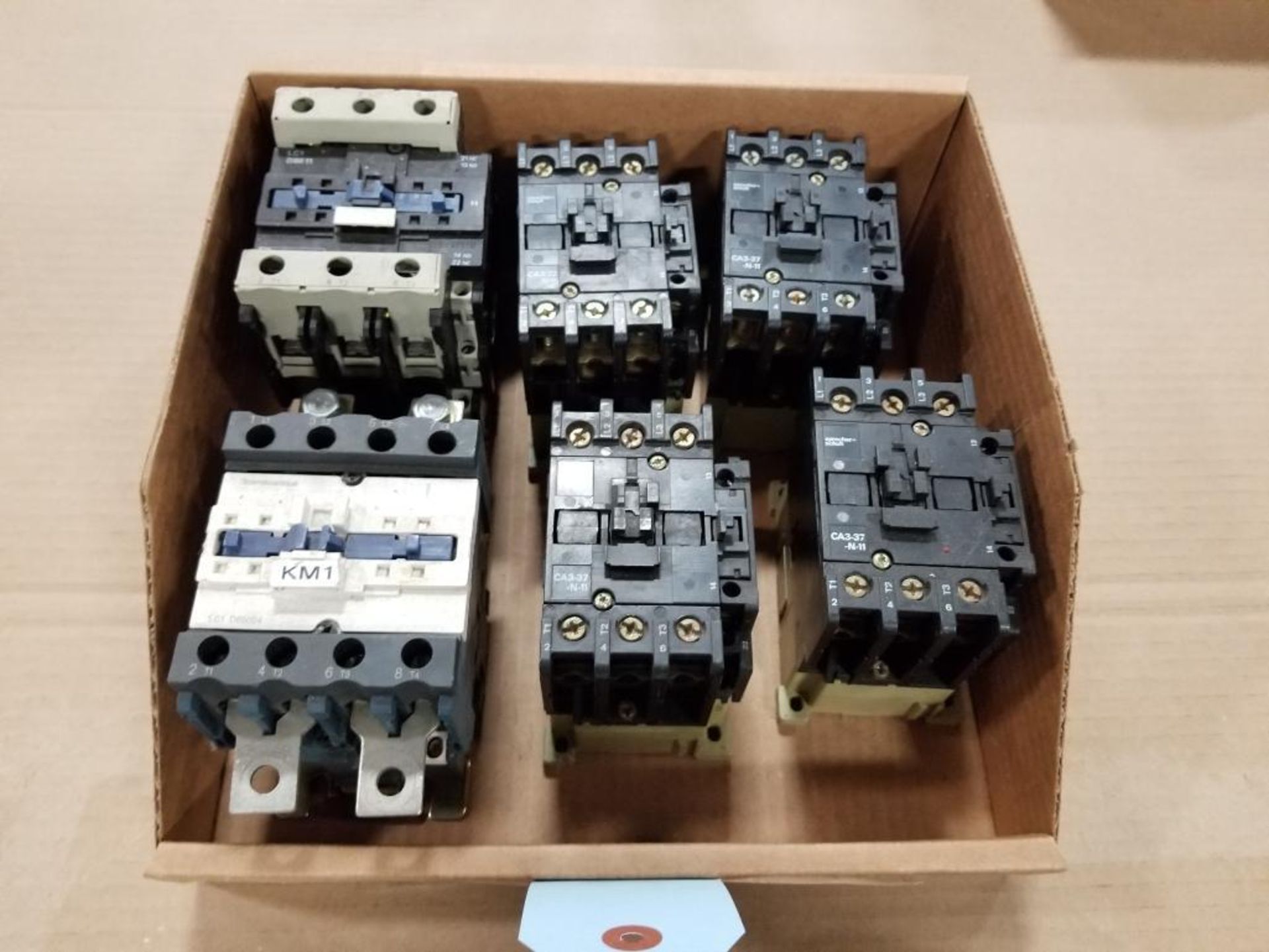 Assorted electrical contactors. Telemecanique, Sprecher + Schuh..