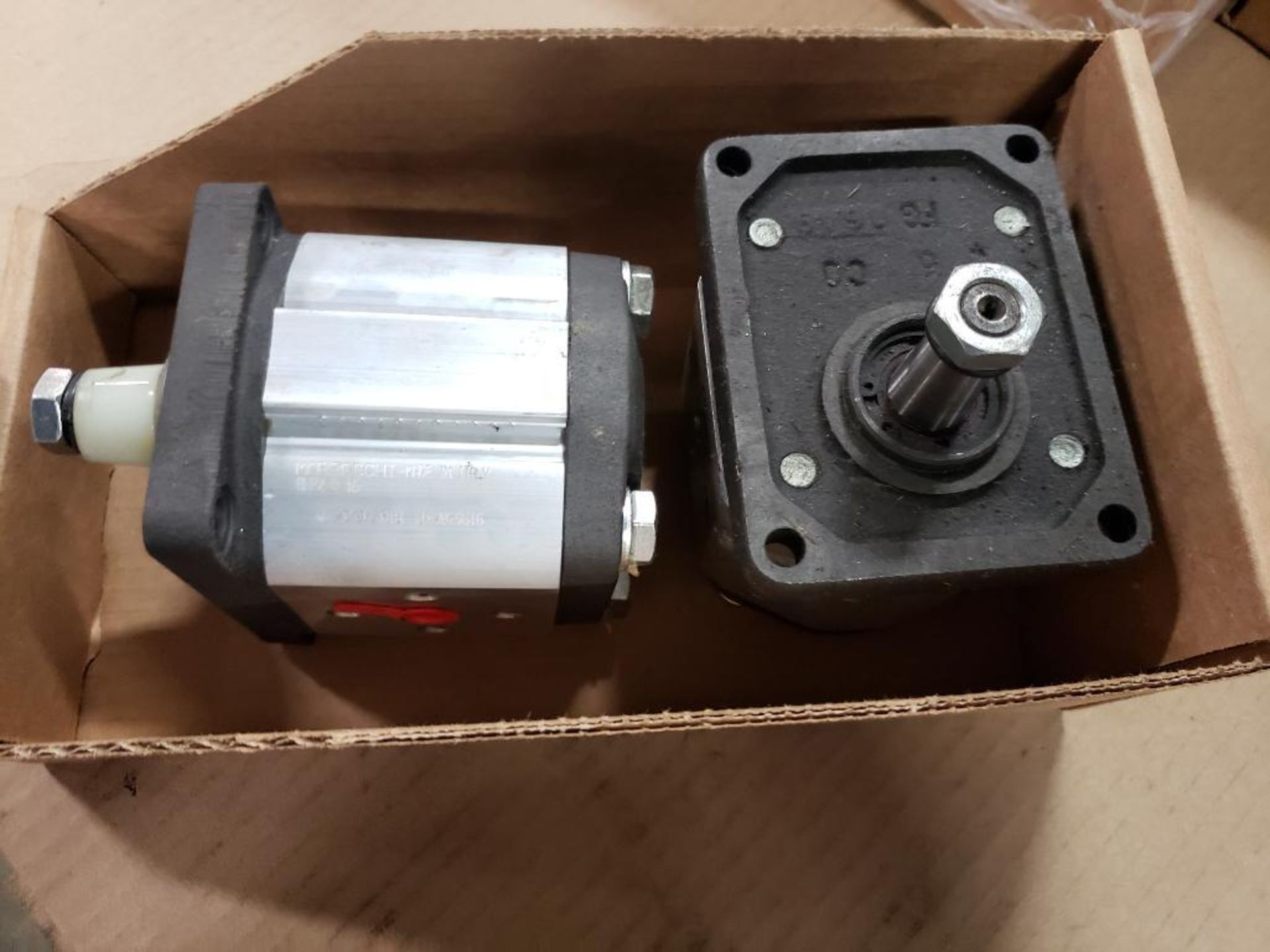 Qty 2 - Gear pumps. Part number N1090003. - Image 3 of 9