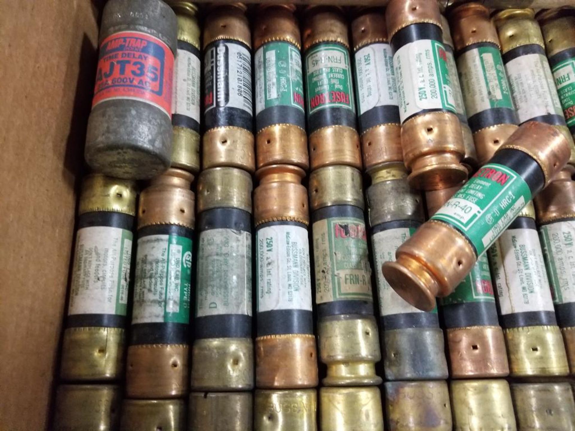 Assorted fuses. Buss, Fusetron. - Image 3 of 8