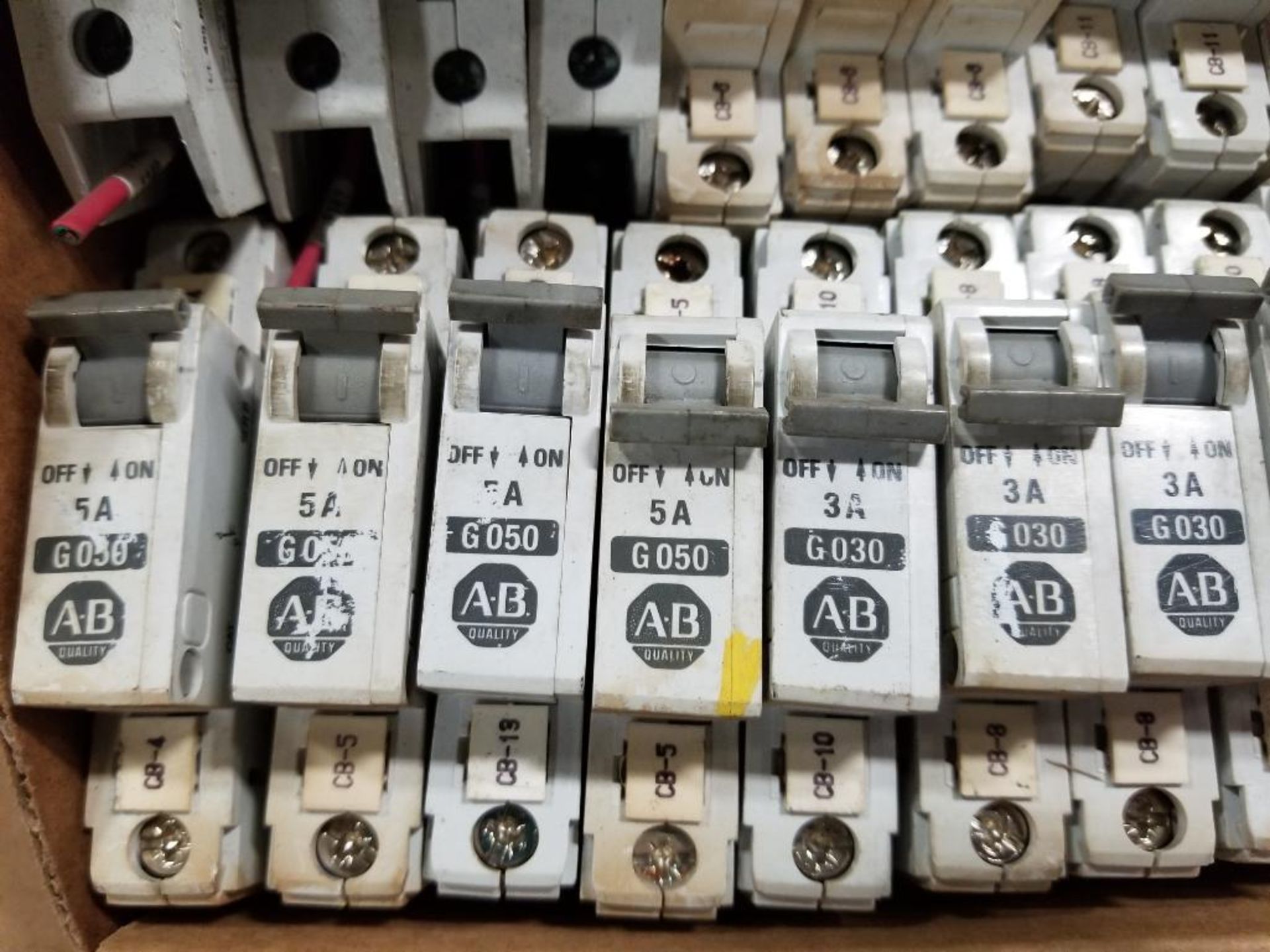 Assorted electrical breakers. Allen Bradley, Altech. - Image 2 of 9