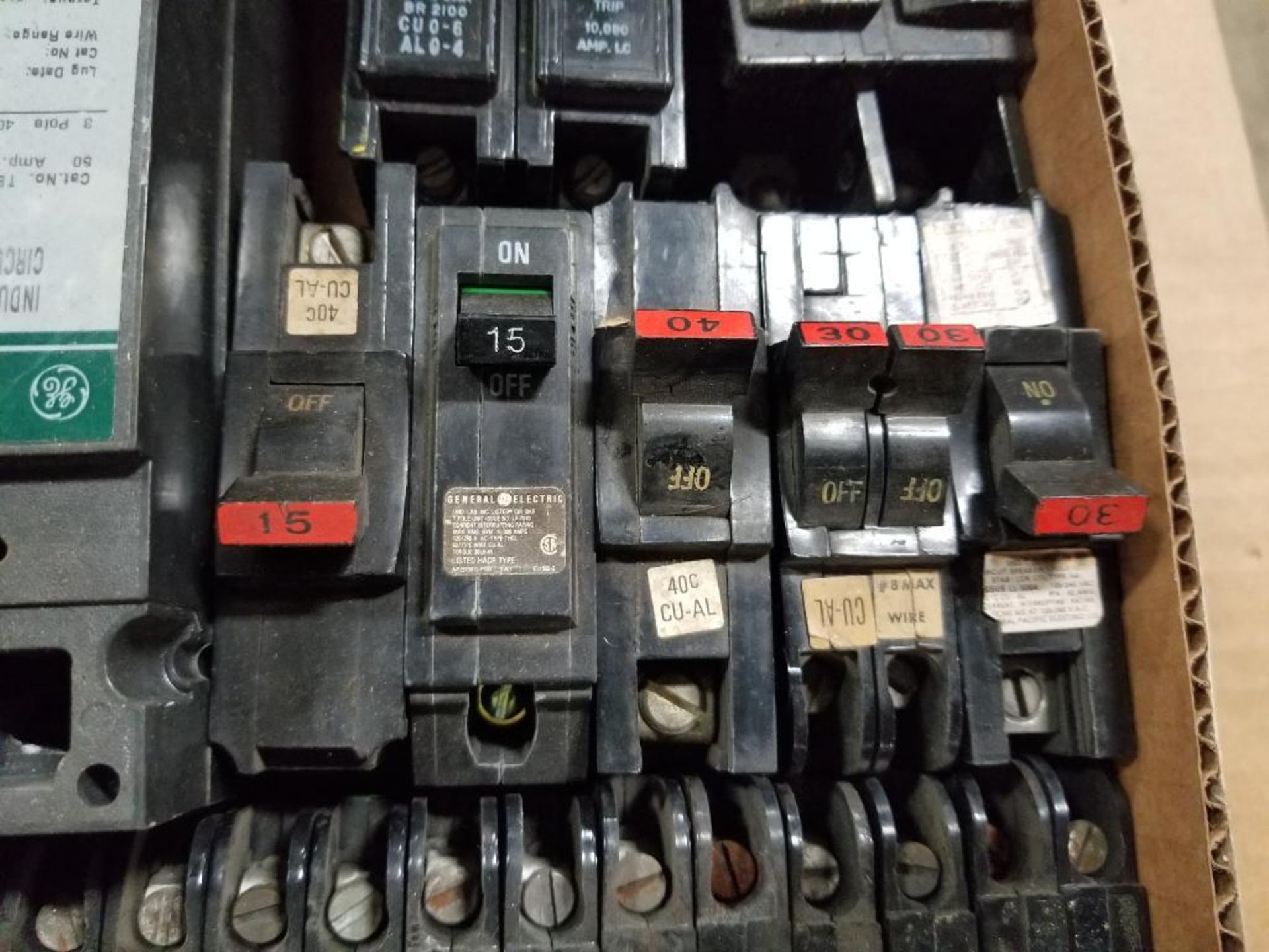 Assorted electrical breakers. Square-D, GE, Stab-lok. - Image 8 of 12