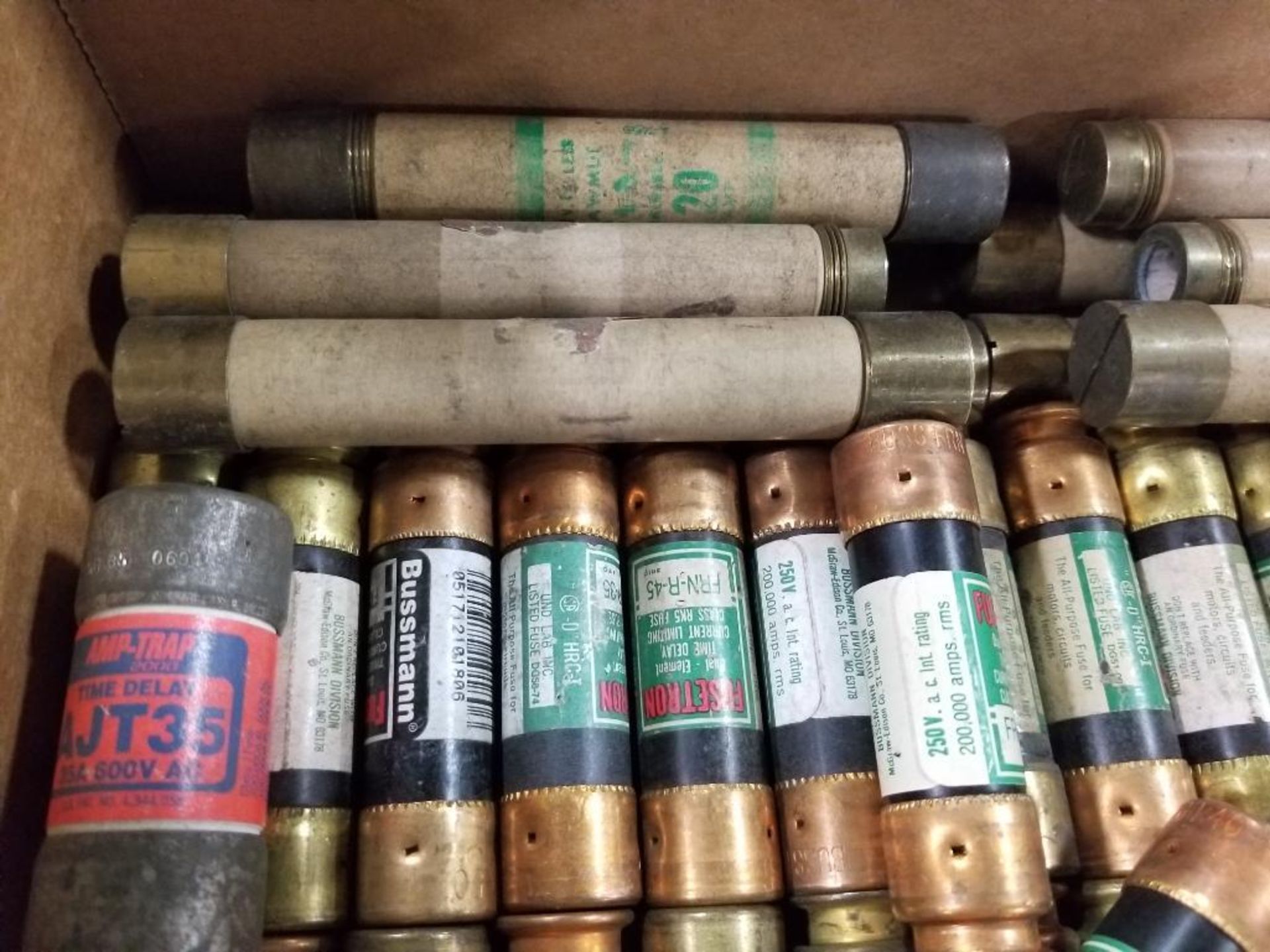 Assorted fuses. Buss, Fusetron. - Image 4 of 8