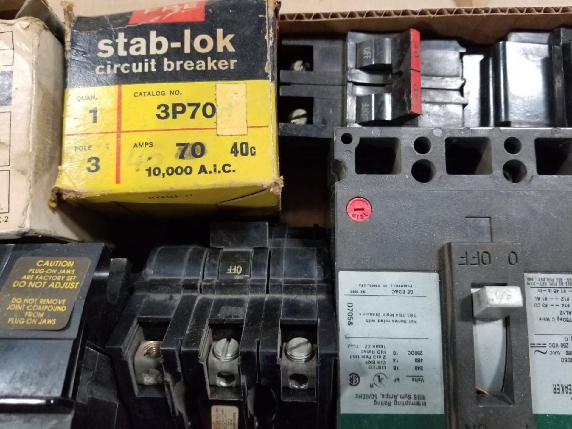Assorted electrical breakers. Square-D, GE, Stab-lok. - Image 4 of 12