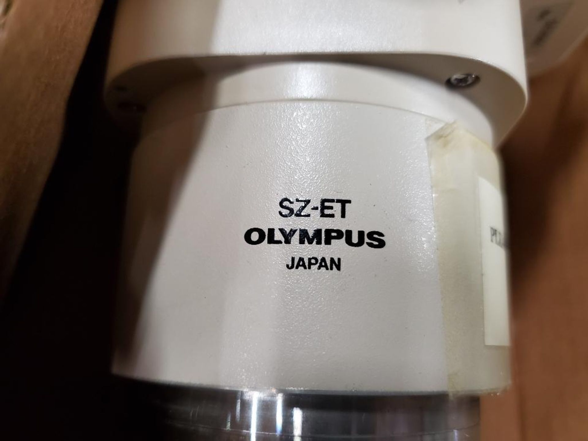 Olympus SZ-ET microscope lens. SZ3060. - Image 6 of 6
