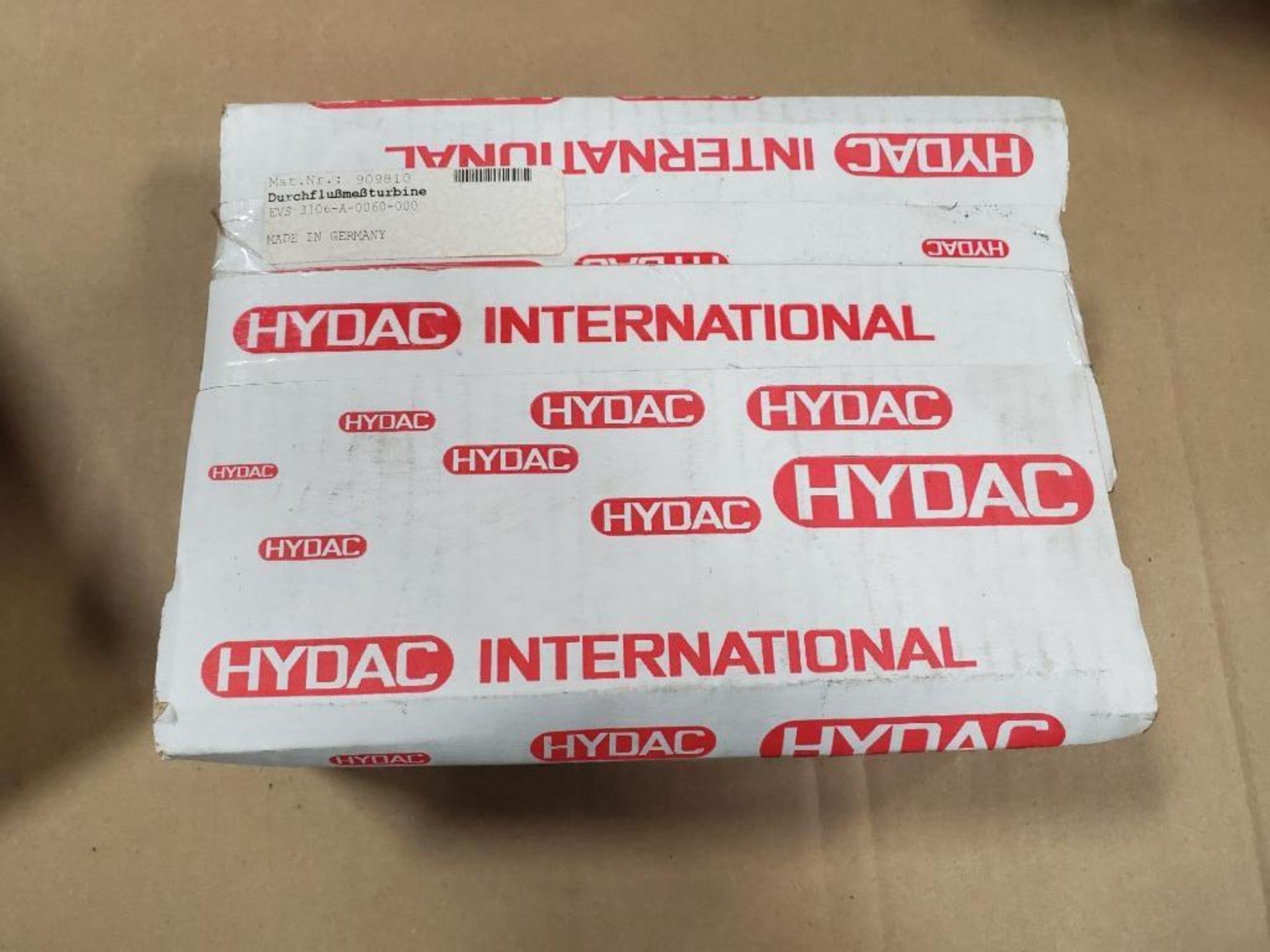 Hydac EVS 3106-A-0060-000 flow rate transmitter. New in box. - Image 4 of 4