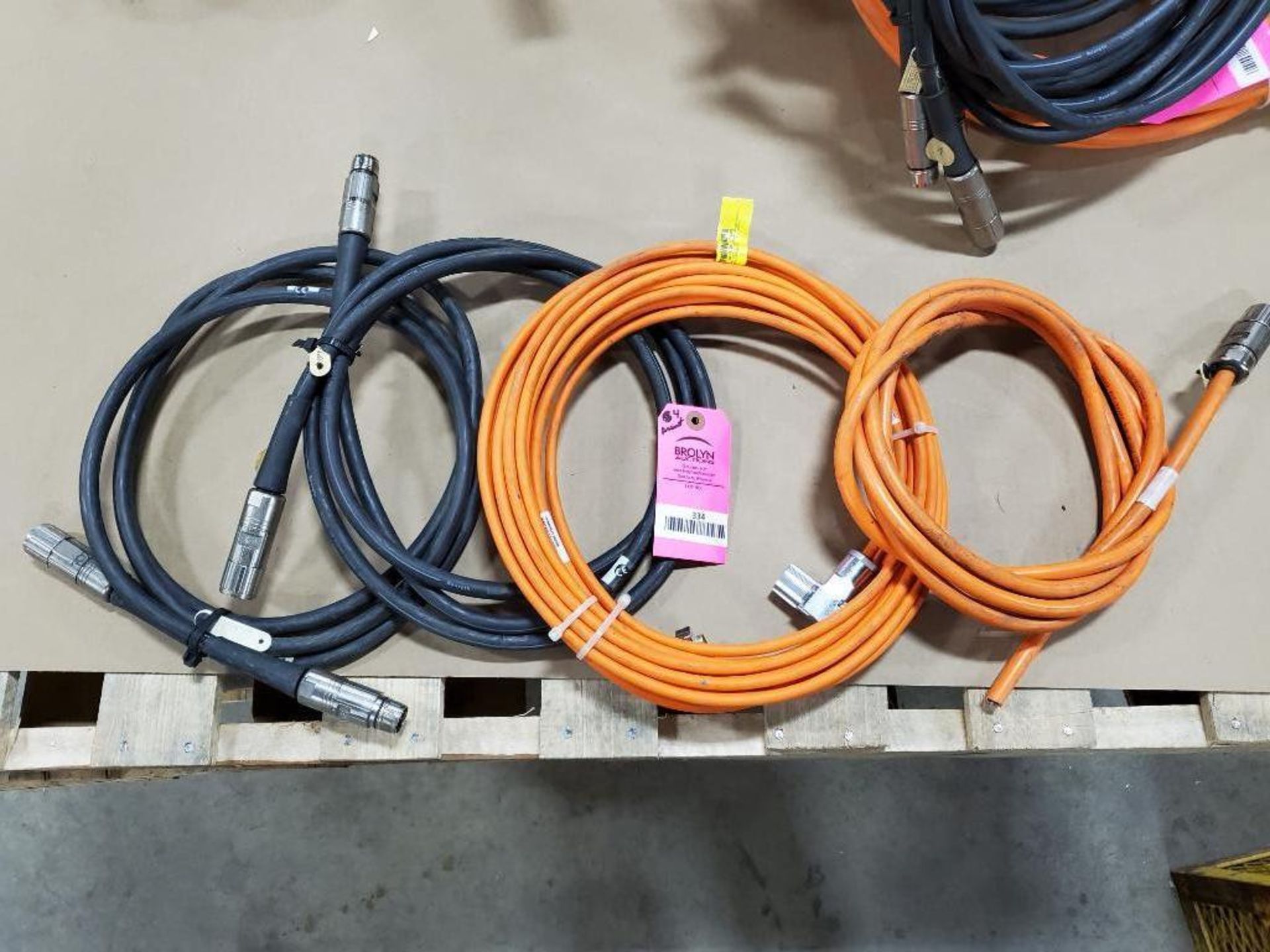 Qty 4 - Assorted electrical connection cable. Rexroth.