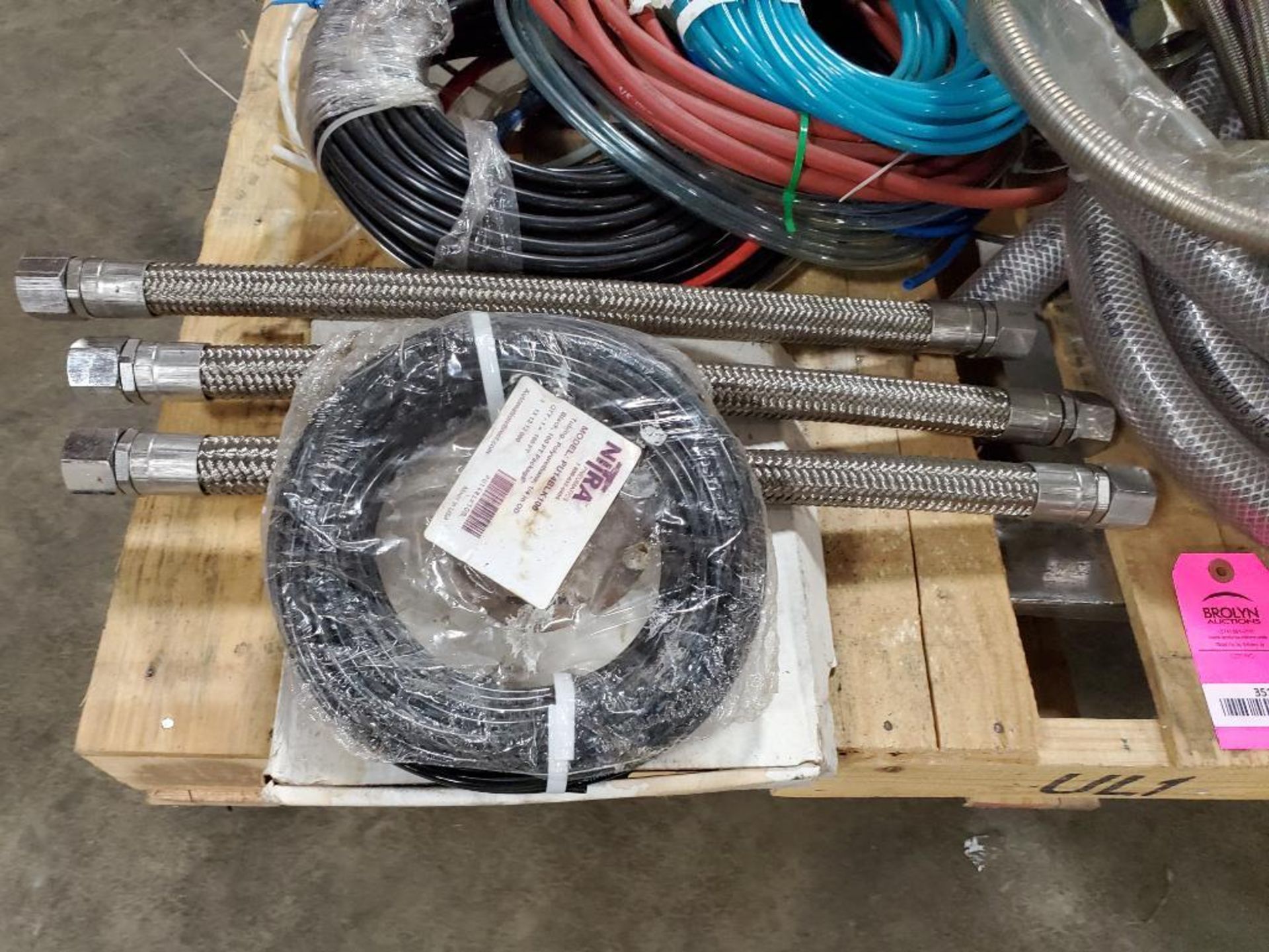 Pallet of assorted pneumatic and hydraulic tubing. - Image 7 of 11