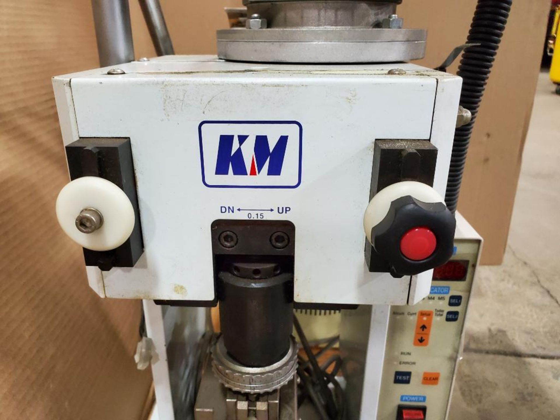 KM Digitech terminal crimping machine. Model KM-802N. Includes spade connector die as pictured. - Image 6 of 10