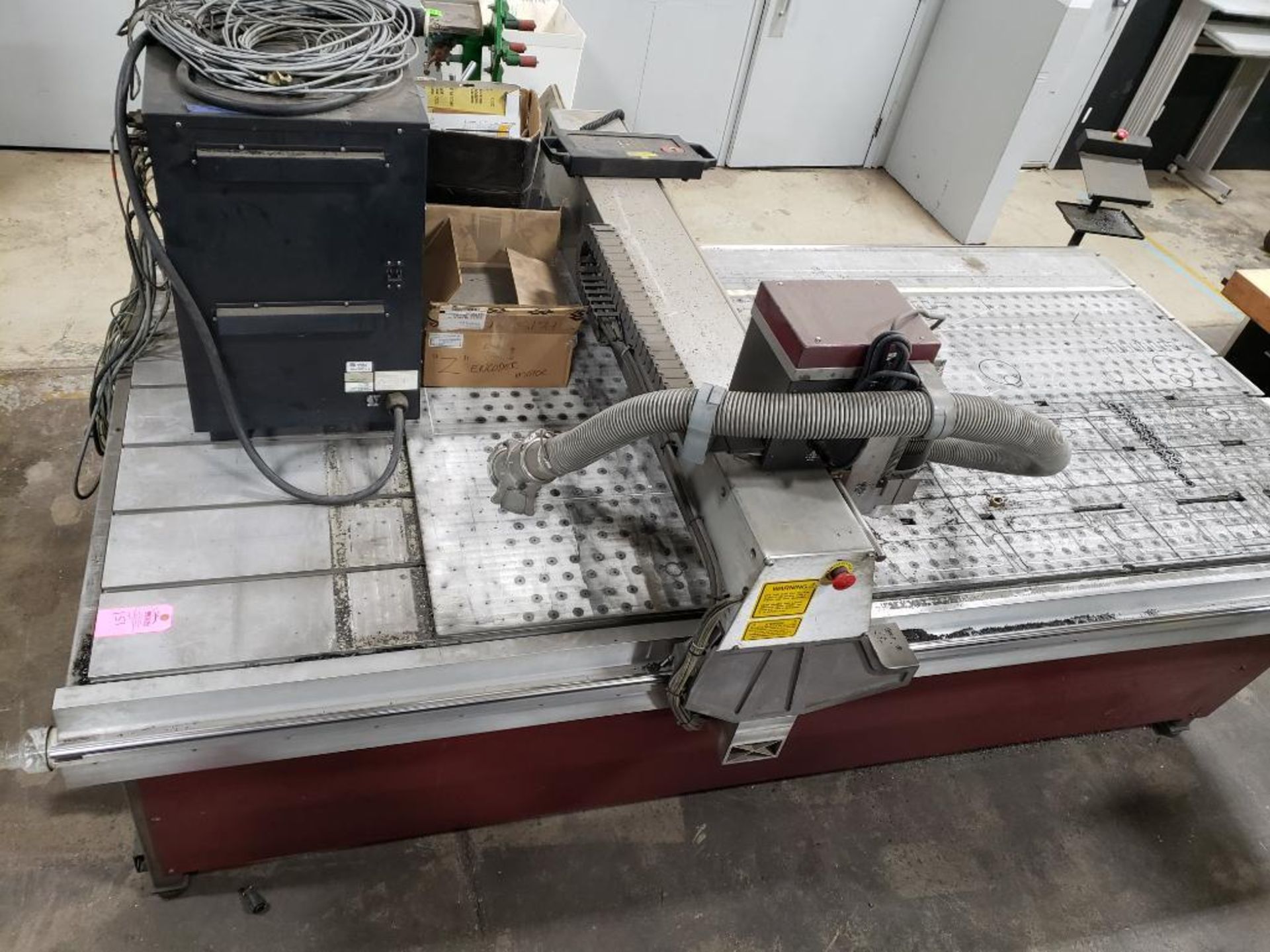 (Parts/Repairable) Gerber Sabre Model 408 CNC router. 54in x 121in table. 208-240v single phase.