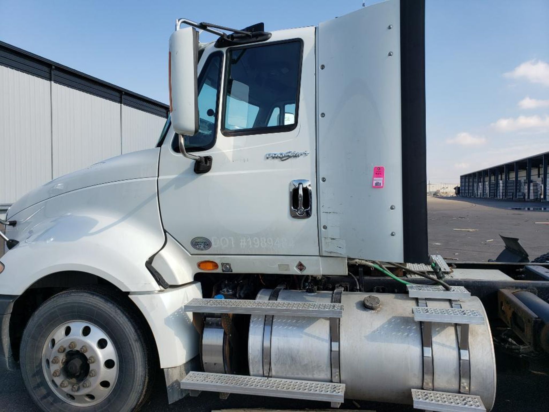 2015 International ProStar Truck, VIN # 3HSDJAPR7FN070742 - Image 24 of 54