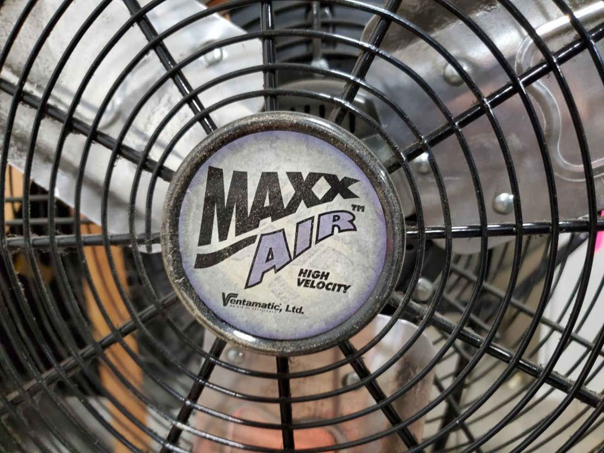 30in Maxx Air pedestal fan. 120v single phase. - Image 2 of 4
