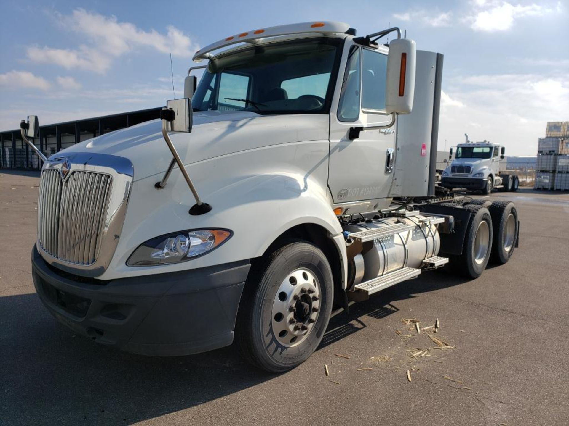 2015 International ProStar Truck, VIN # 3HSDJAPR7FN070742 - Image 2 of 54