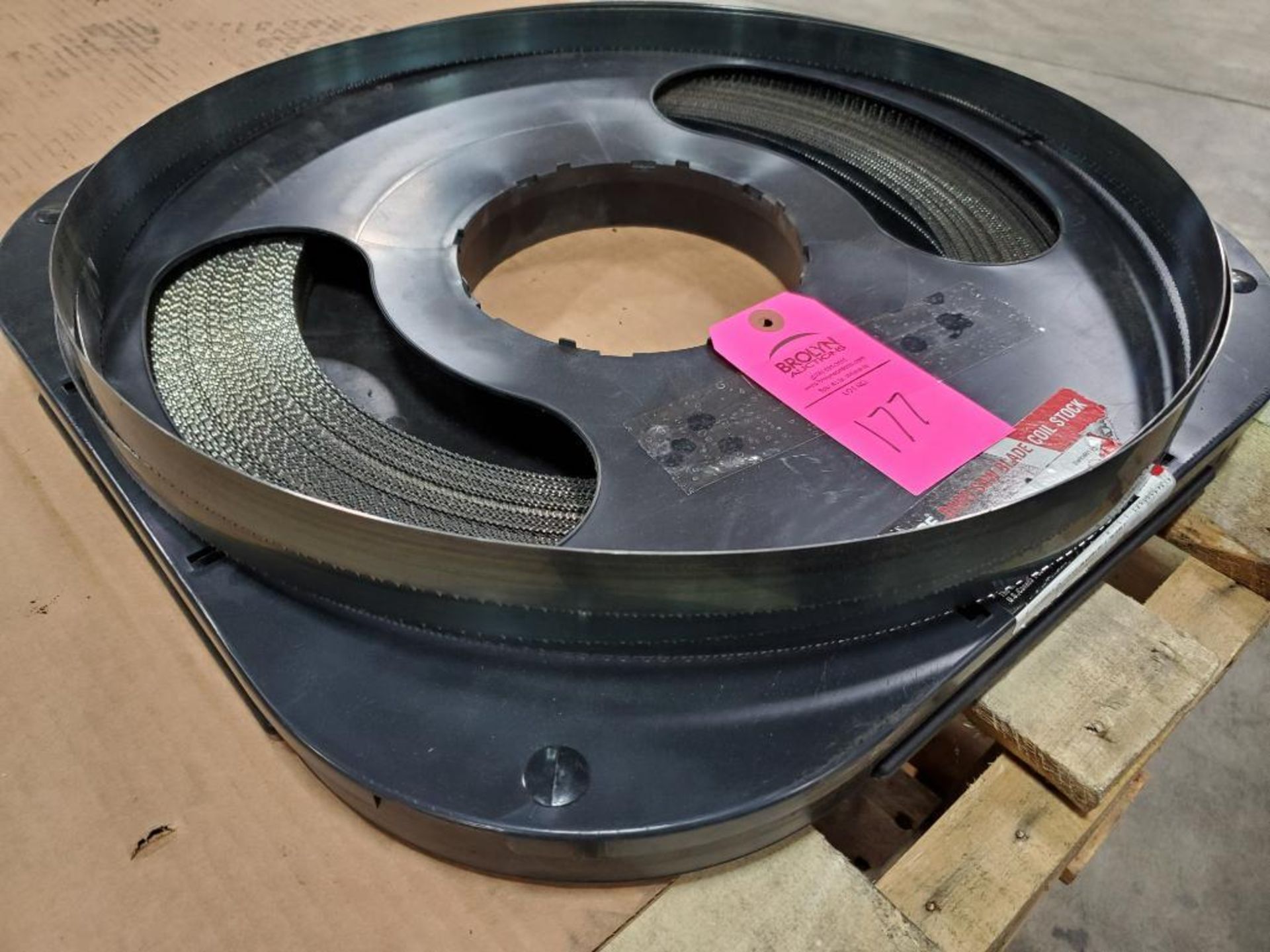 Bulk Morse bandsaw blade. 1" x .035. - Image 2 of 5