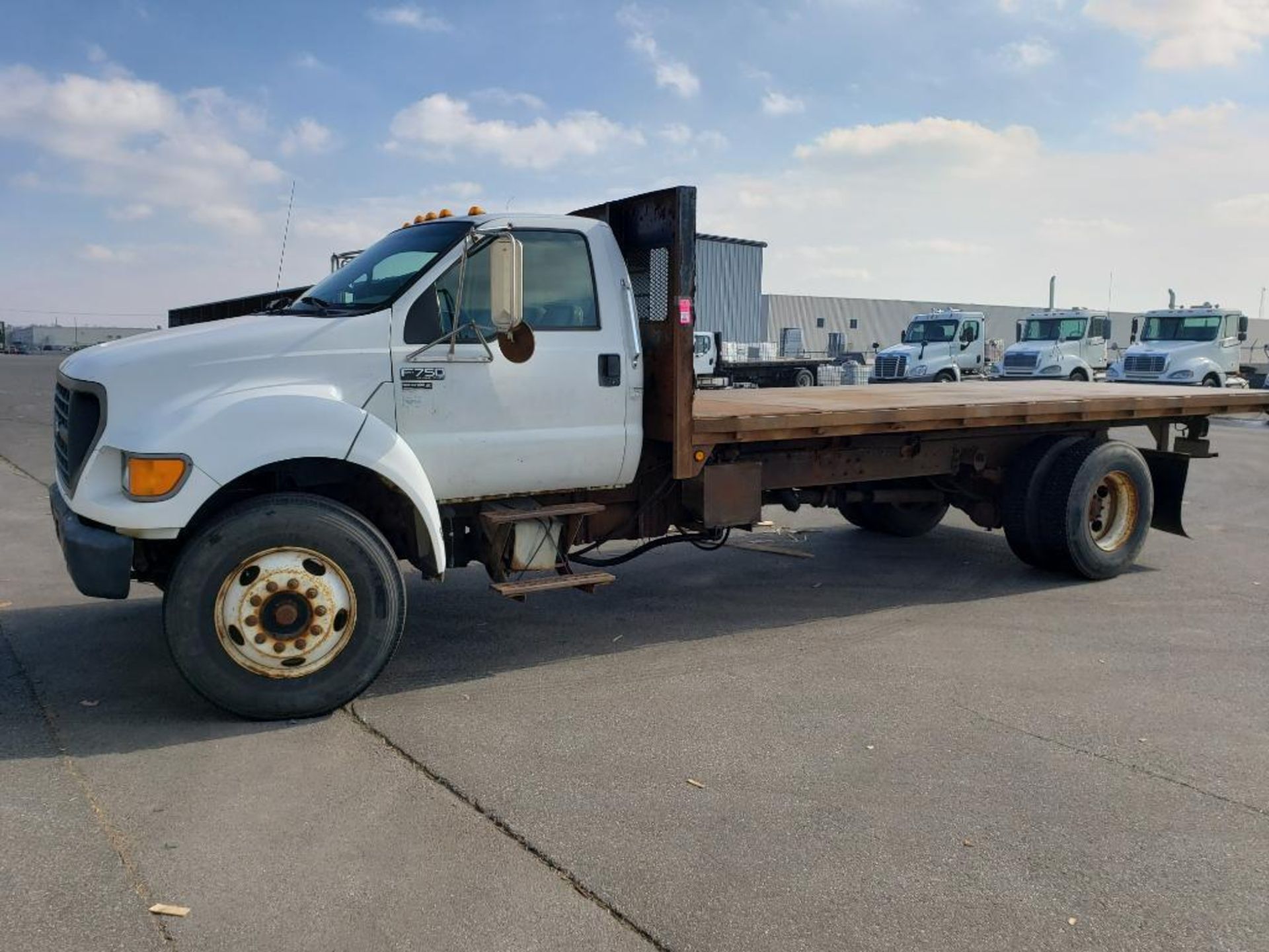 2000 Ford F-750 Truck, VIN # 3FEXF75HXYMA00737