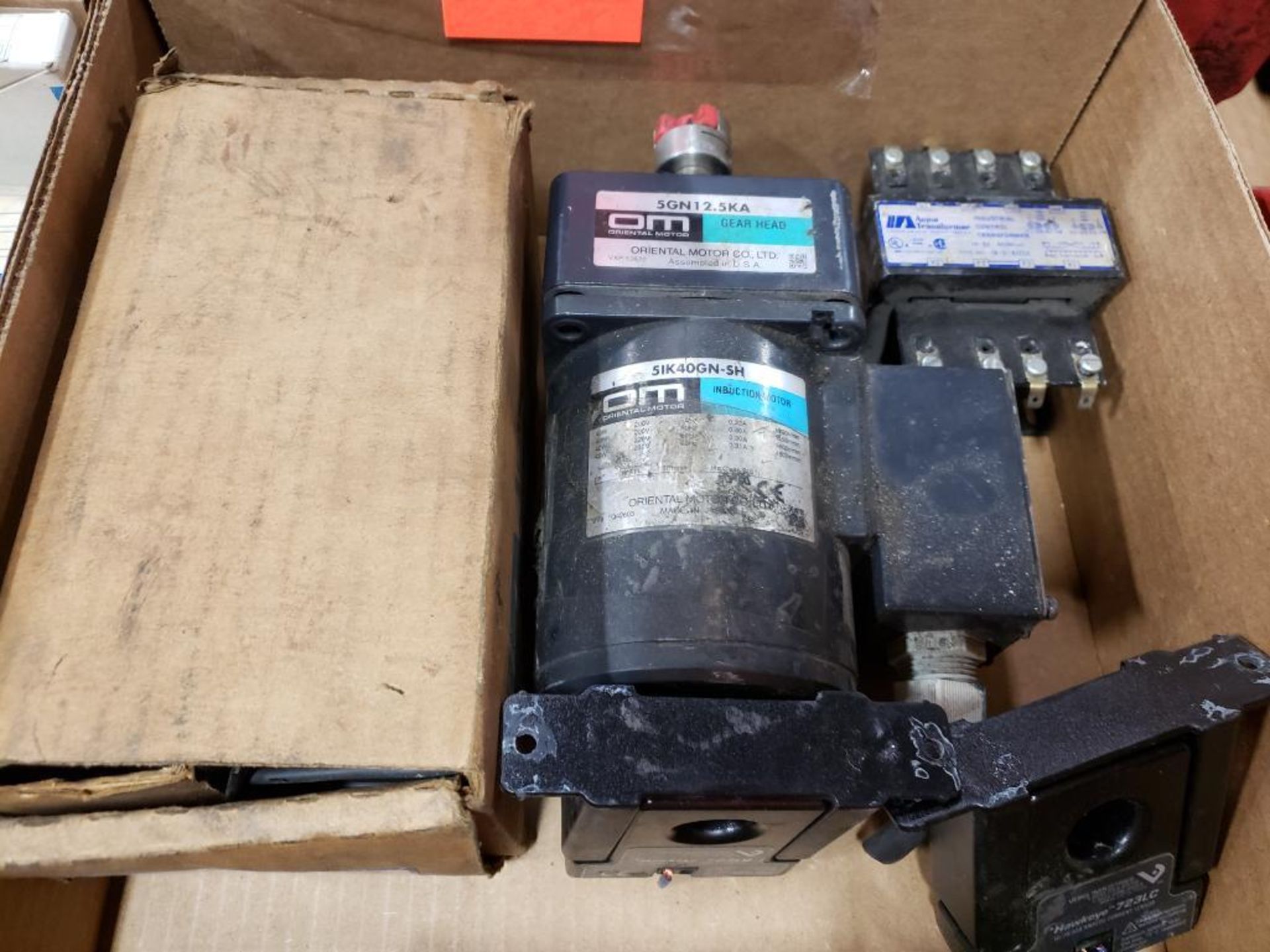 Assorted electrical motor, transformer, sensor. Veris Industries, Acme, Oriental Motors. - Image 6 of 6