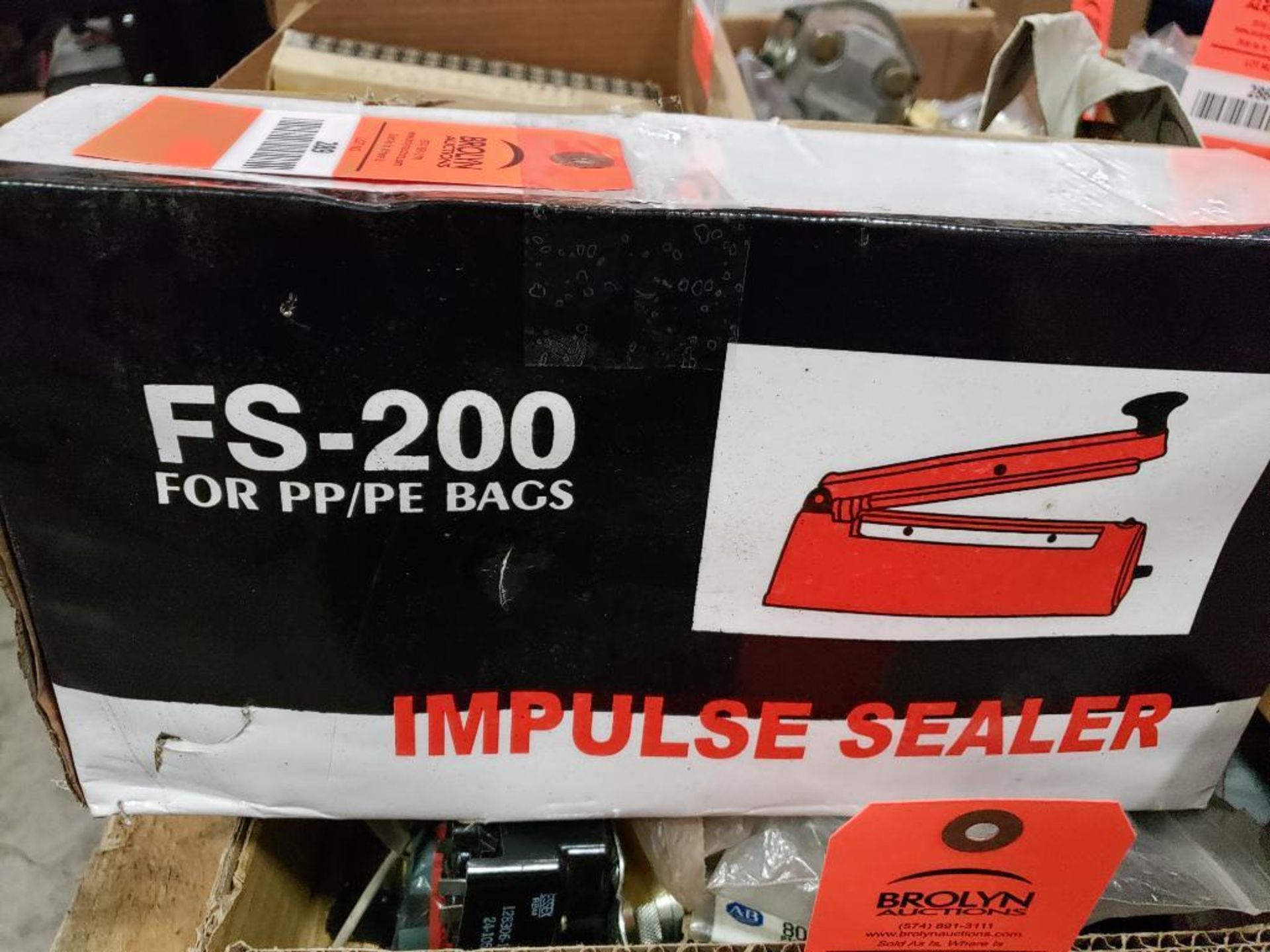 Impulses sealer FS-200 for PP/PE bags. New in box.