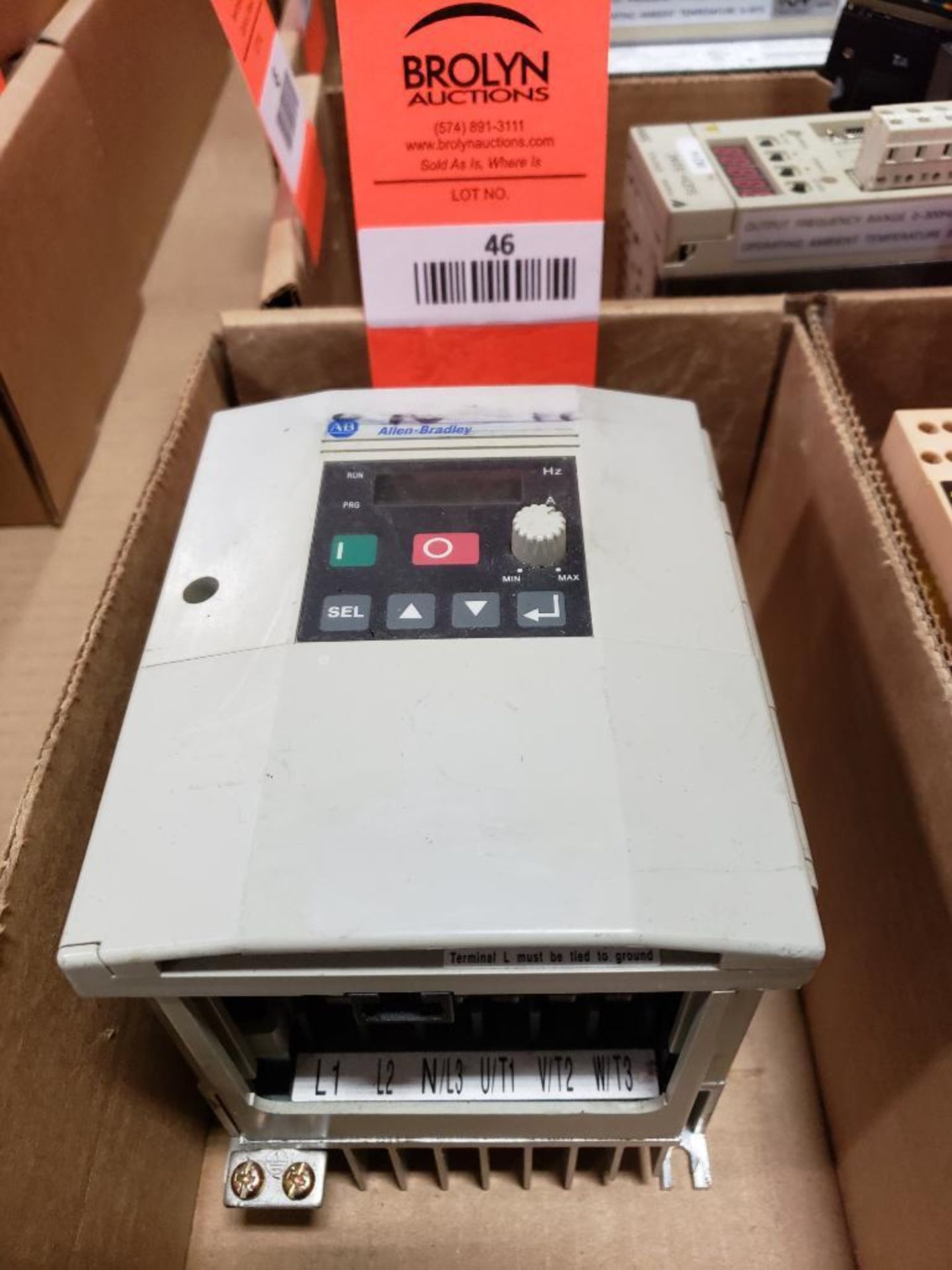 Allen Bradley 161S-AA04NPU adjustable frequency drive. 0.75kW / 1HP.