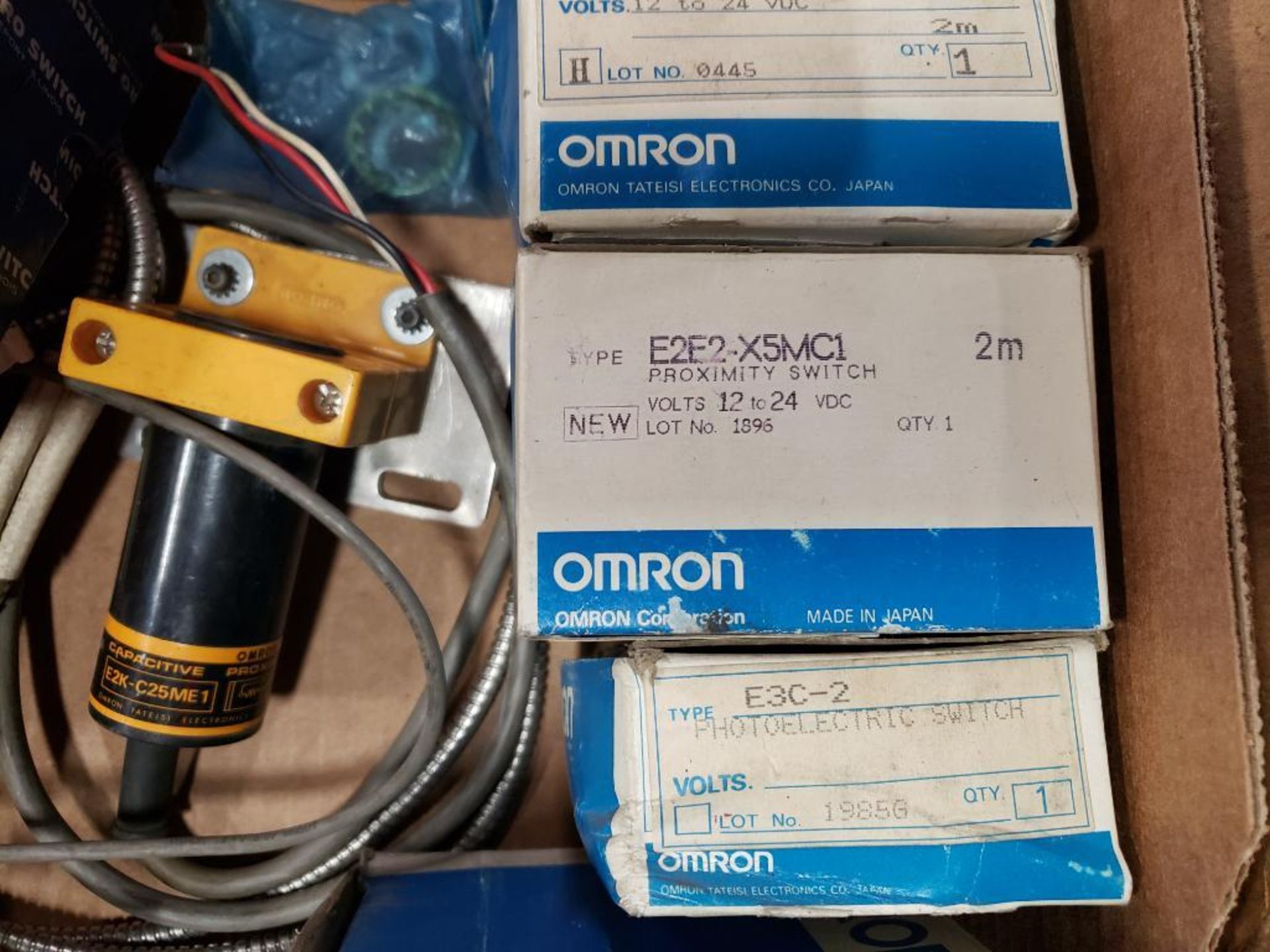 Assorted electrical switches, sensors. Omron, Micro-switch, Banner. - Image 6 of 8