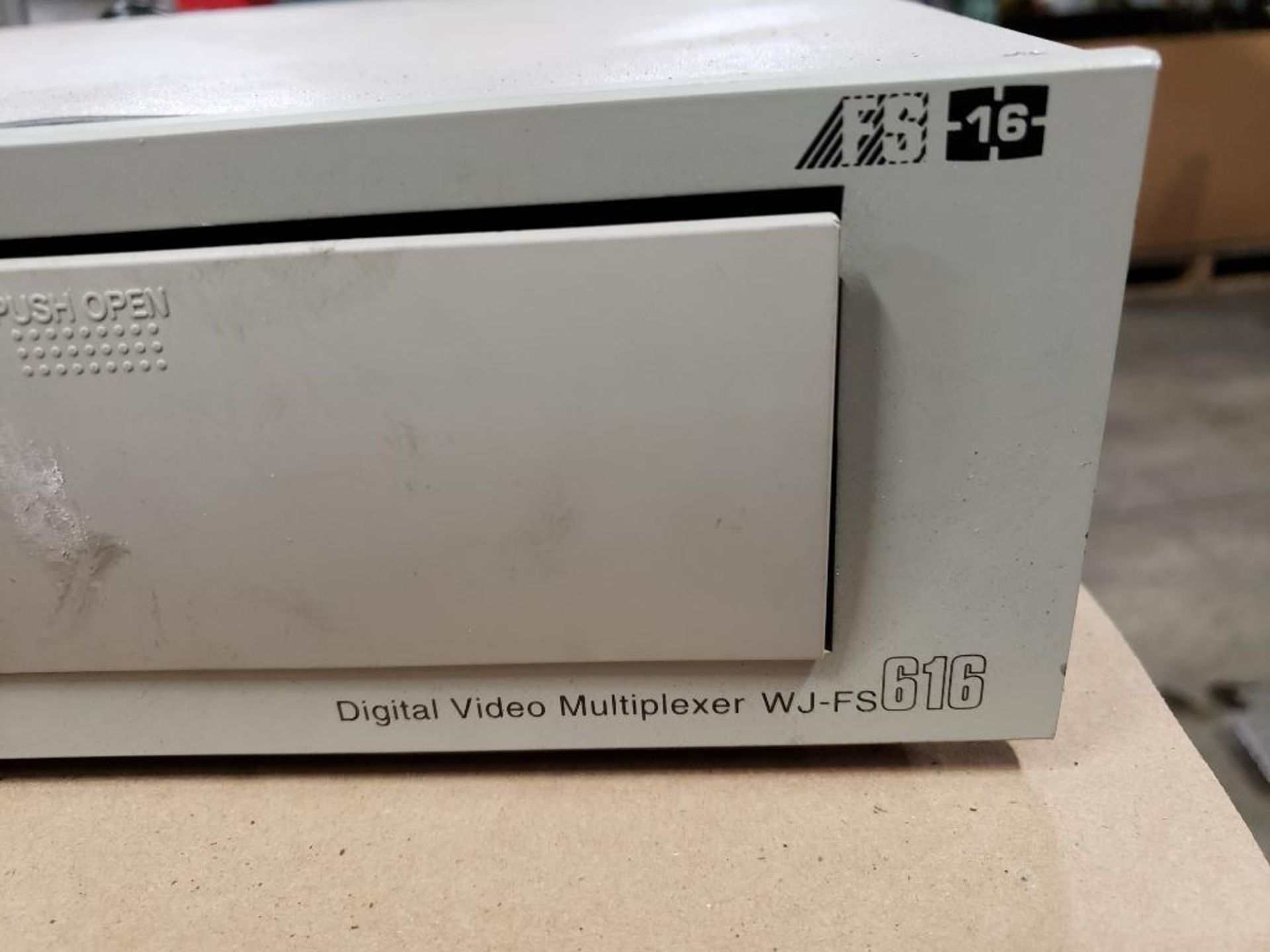 Panasonic FS16 digital video multiplexer WJ-FS616. - Image 5 of 8