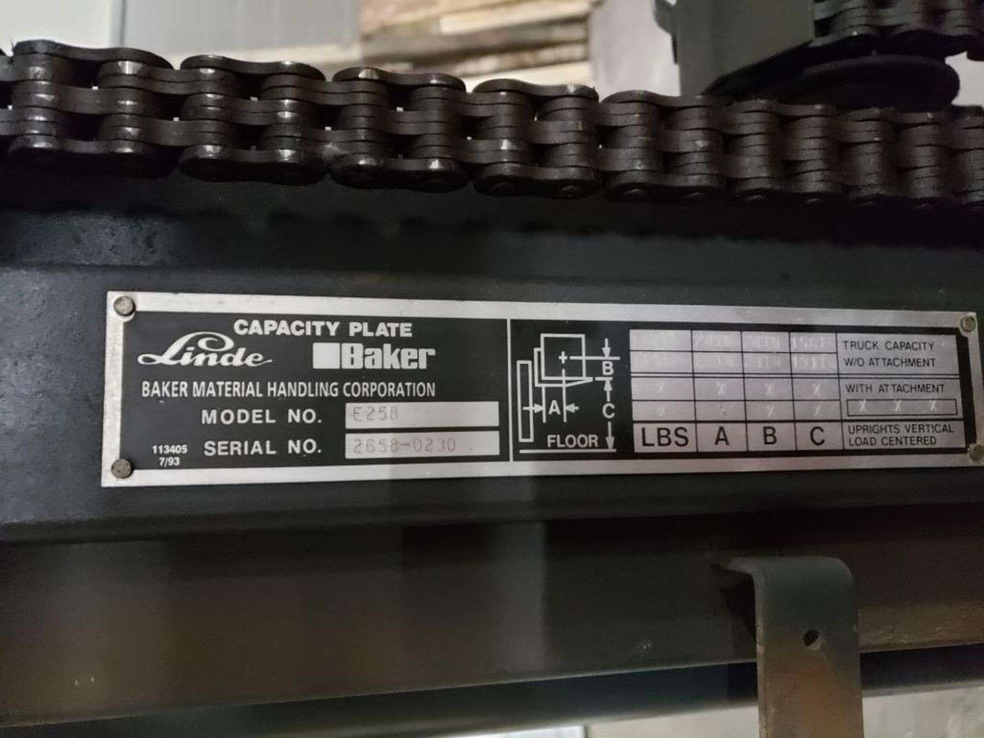 5000lb Linde Baker forklift w/ charger. 48v. Model E25B. - Image 9 of 21