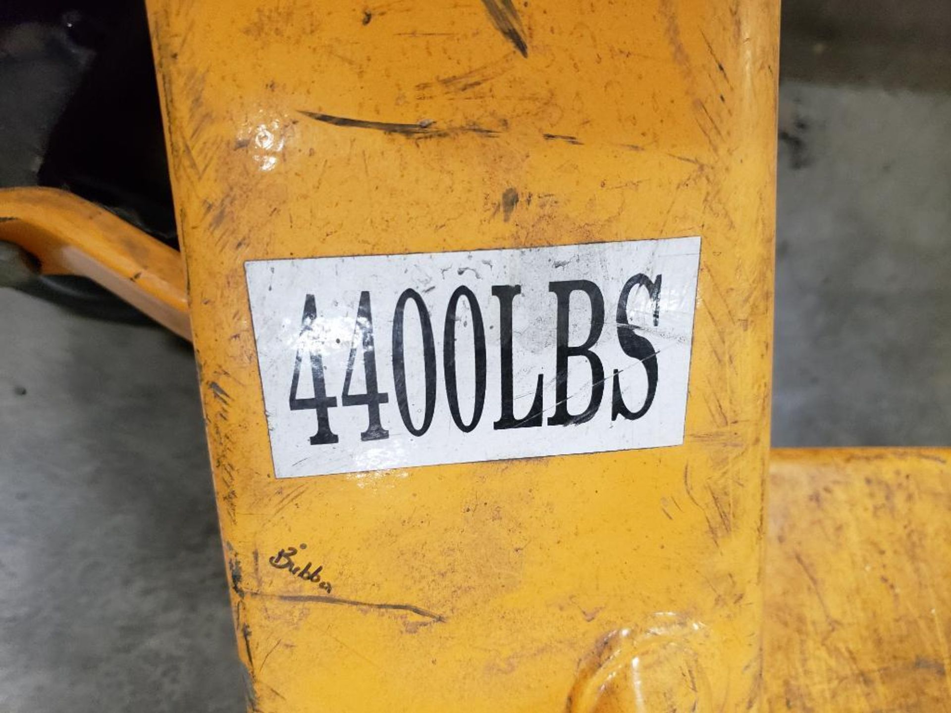 Model: 31001 Hand pallet jack truck 4400LBS Cap. - Image 4 of 8