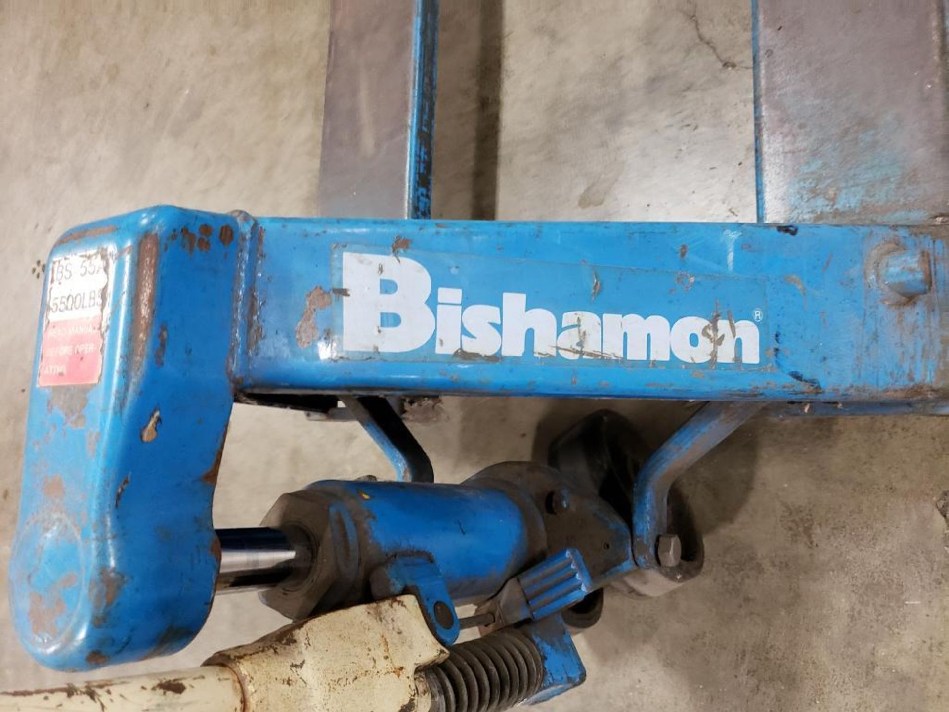 Bishamon Model: BS-55A Hand pallet jack truck 5500LBS Cap. - Image 3 of 7