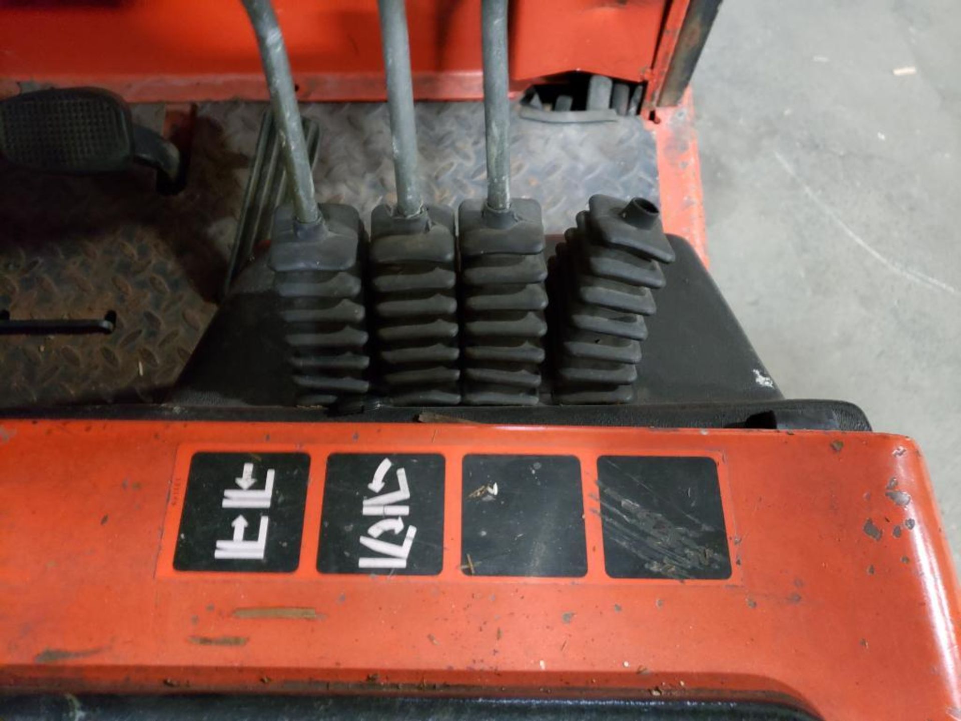 5000lb Linde Baker forklift w/ charger. 48v. Model E25B. - Image 19 of 21