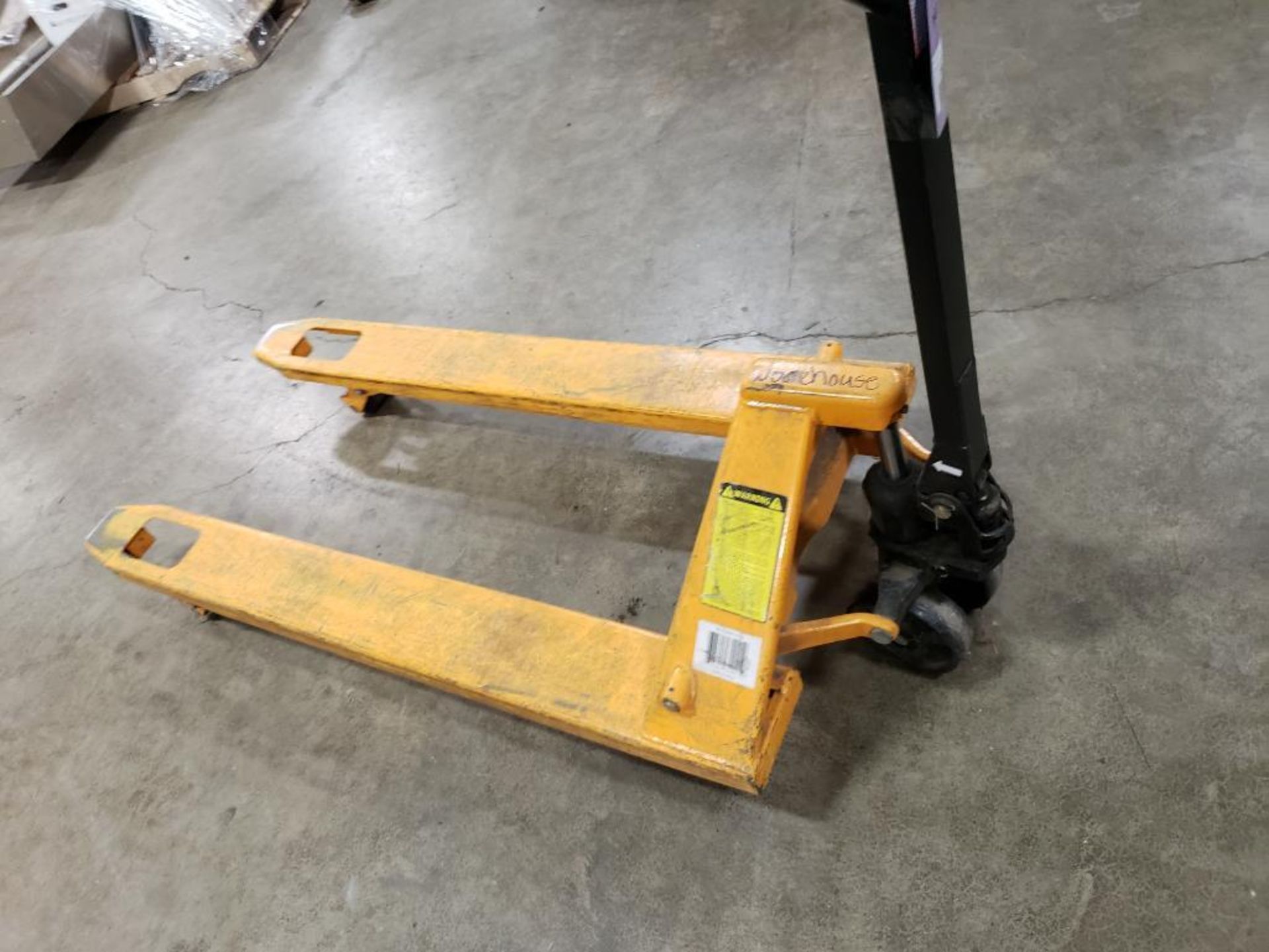 Model: 31001 Hand pallet jack truck 4400LBS Cap. - Image 7 of 8