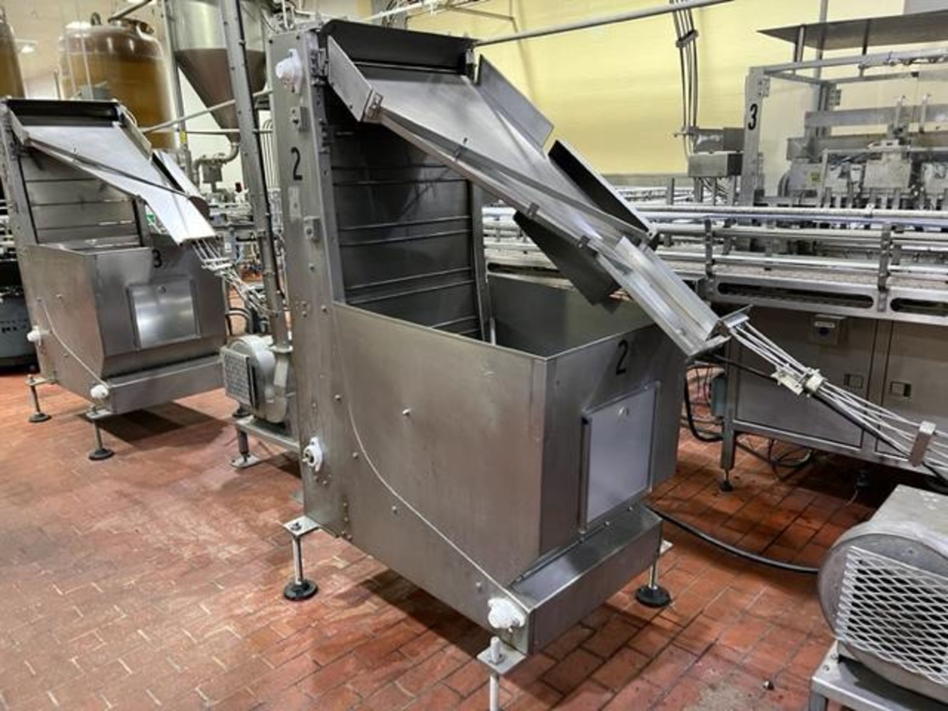 Sealright elevator waterfall style lid / cap sorter feeder. Model 3000. Includes blower. - Image 12 of 18