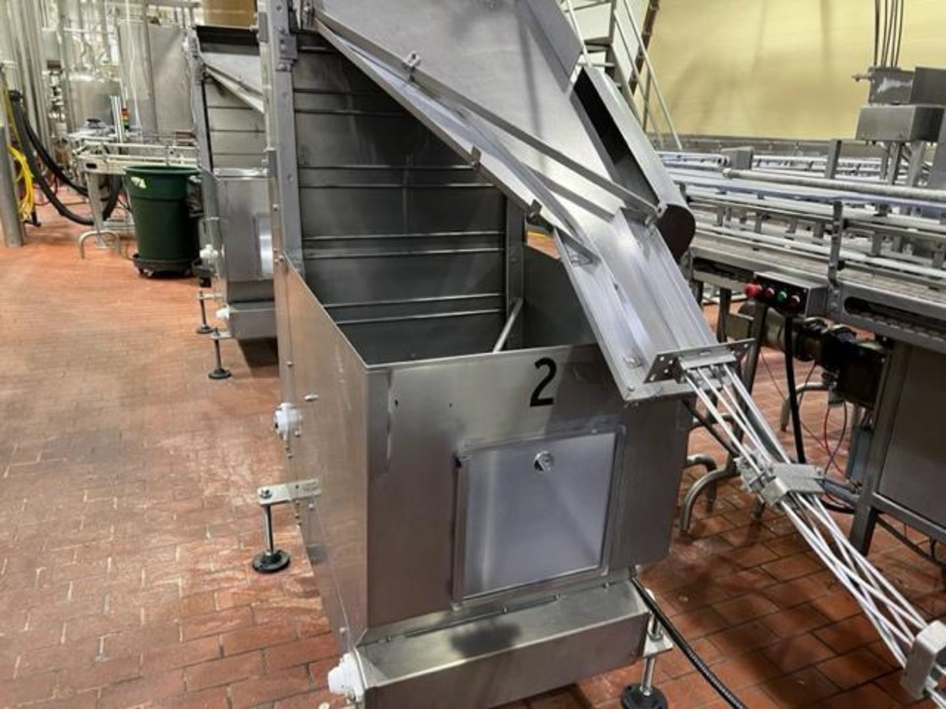 Sealright elevator waterfall style lid / cap sorter feeder. Model 3000. Includes blower. - Image 10 of 18