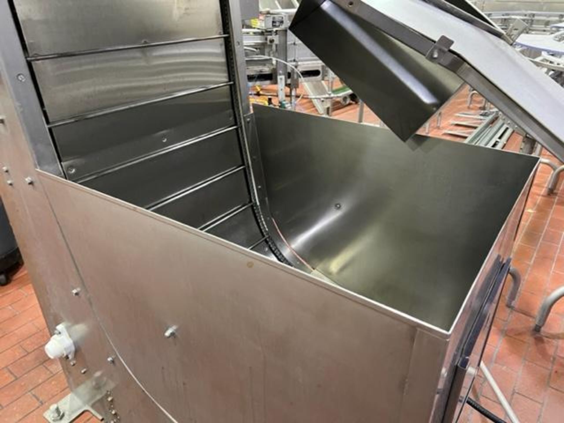 Sealright elevator waterfall style lid / cap sorter feeder. Model 3000. Includes blower. - Image 6 of 18